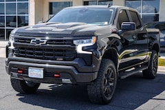 2025 Chevrolet Silverado 1500 LT Trail Boss Truck Crew Cab