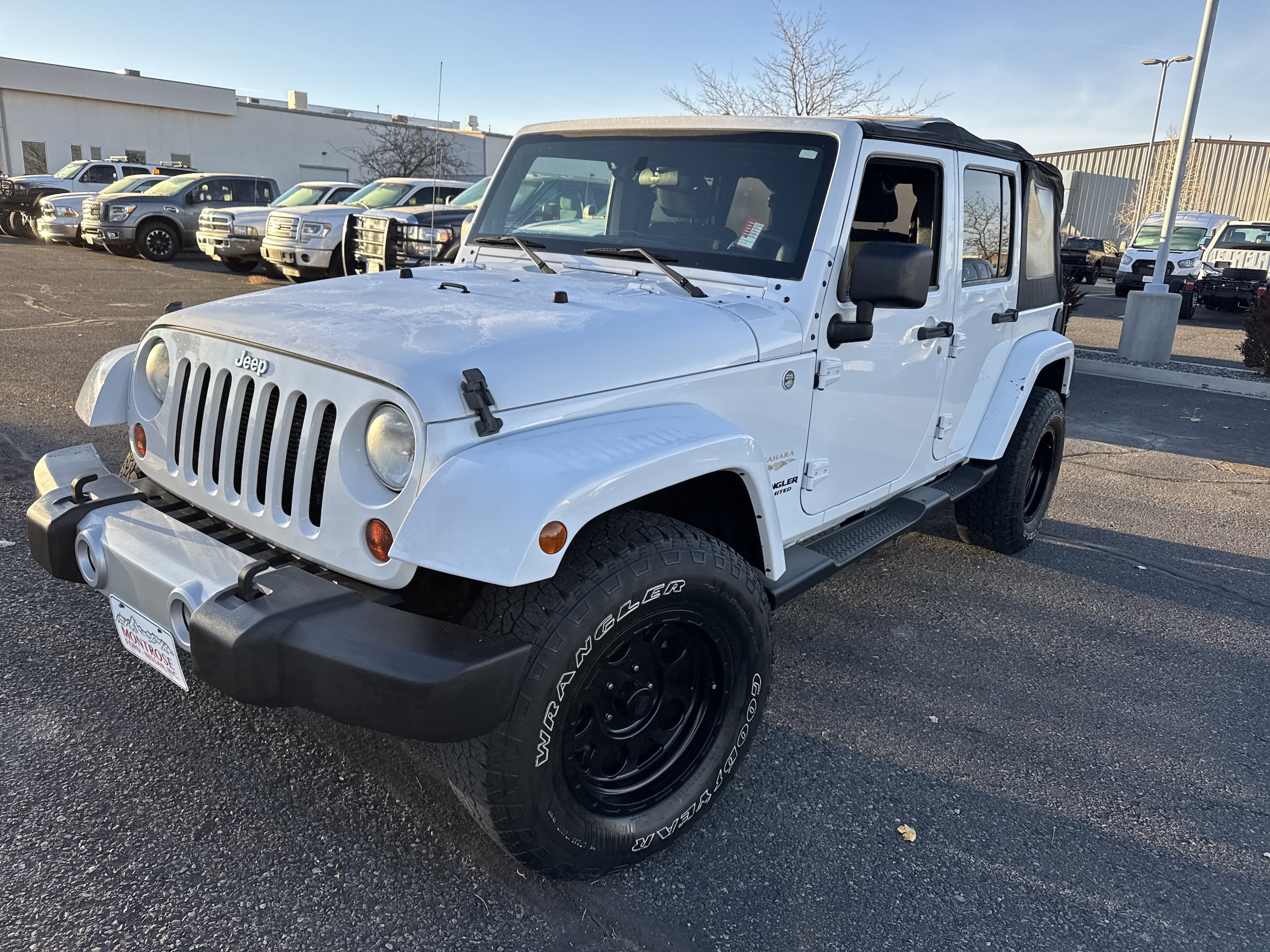 2012 Jeep Wrangler Unlimited Sahara photo 3