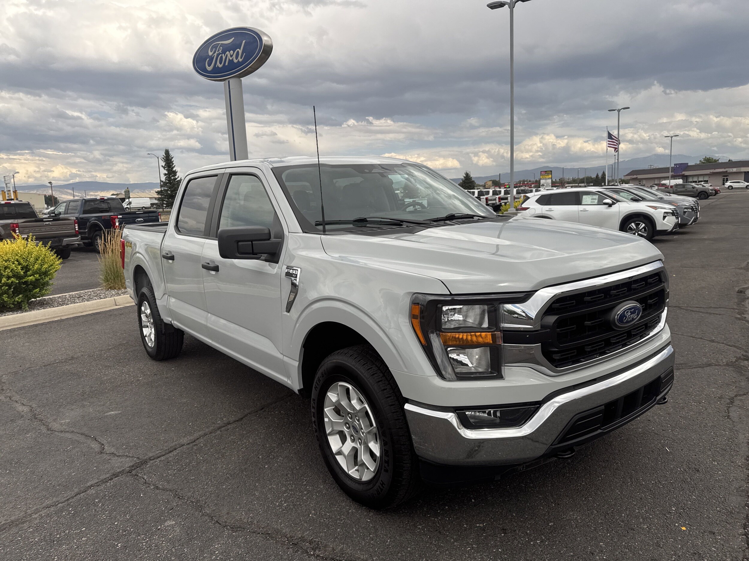 2023 Ford F-150 photo 3