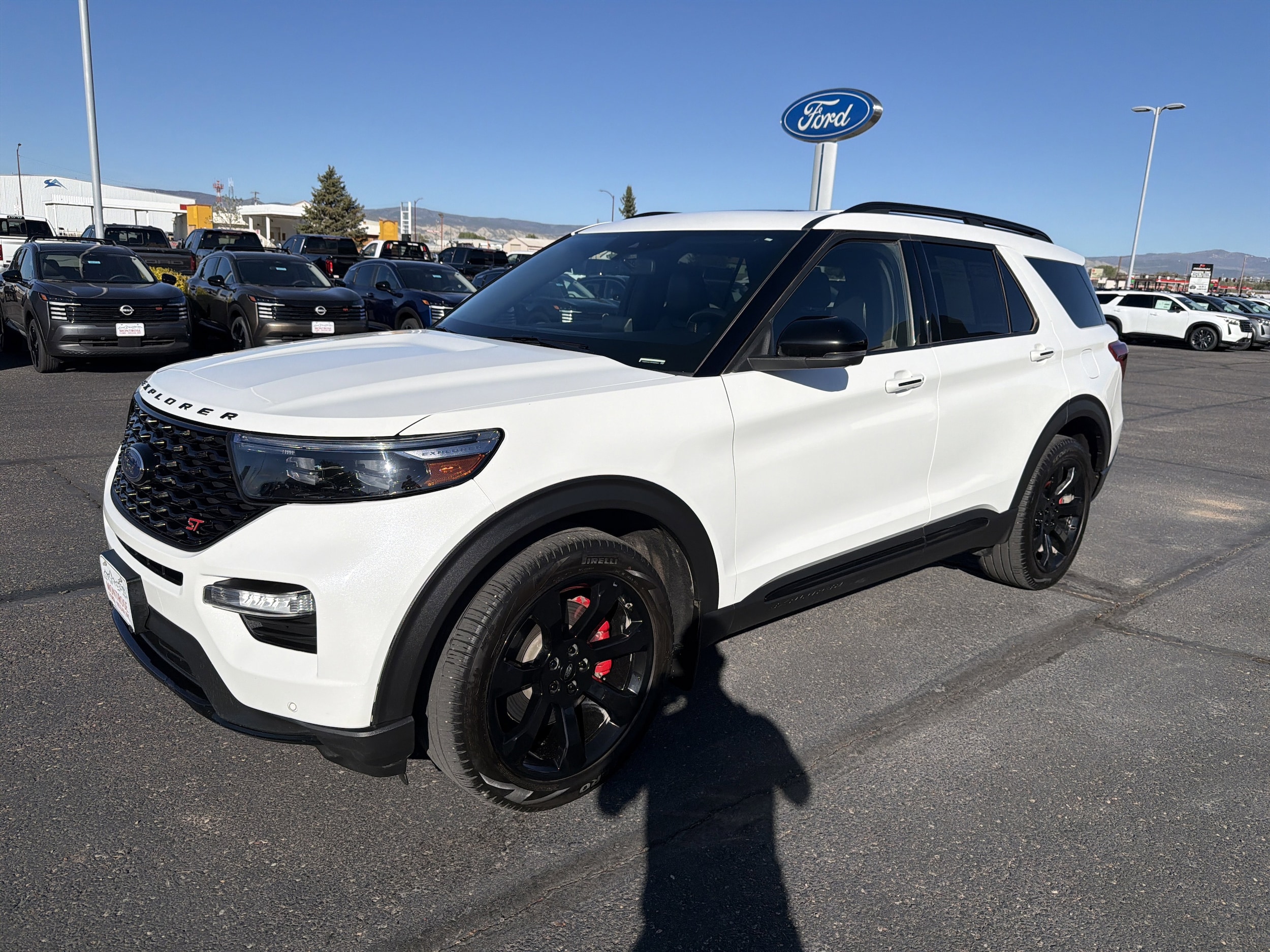 2023 Ford Explorer SUV 