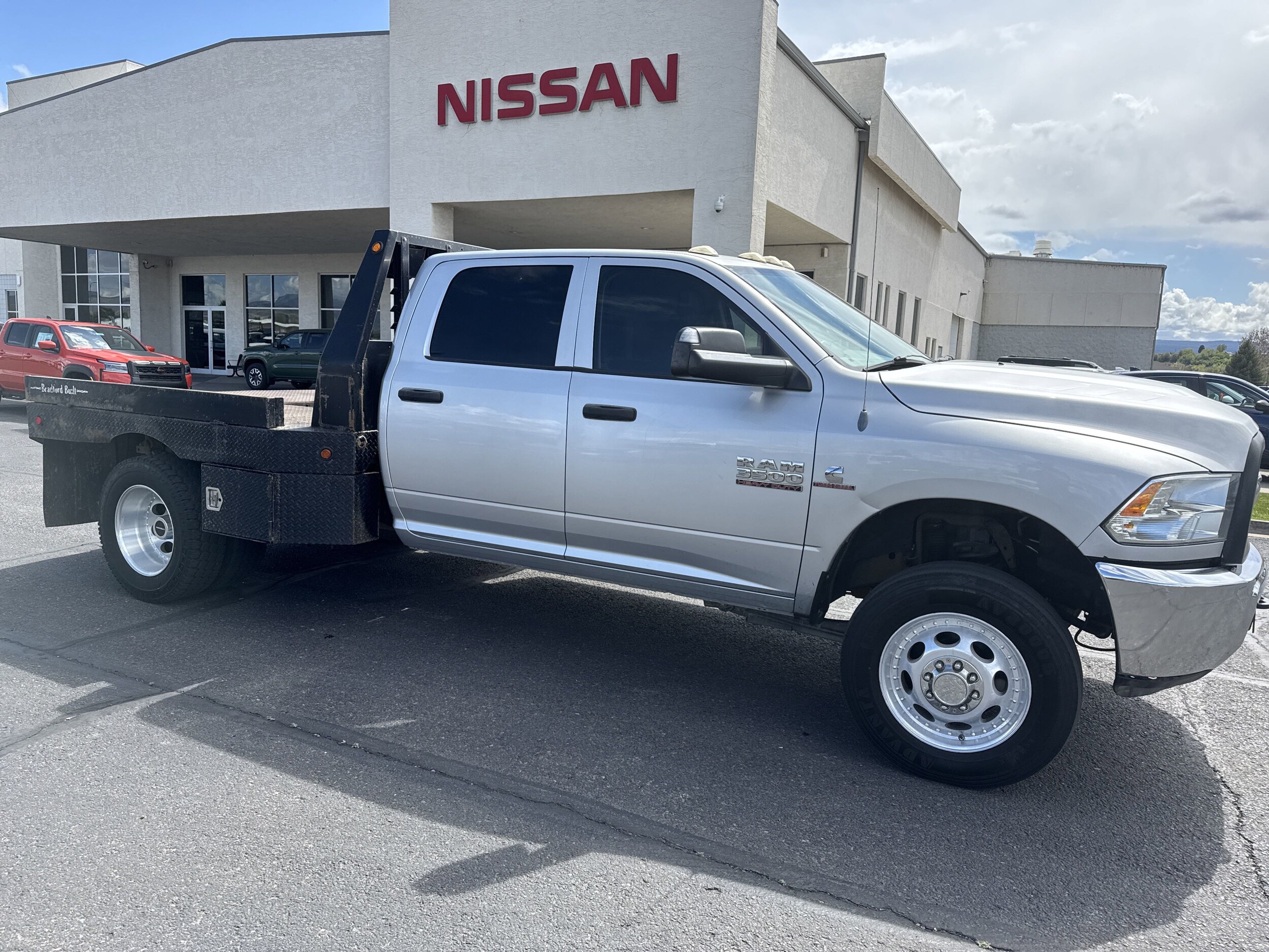 2013 Ram 3500 ST photo 3
