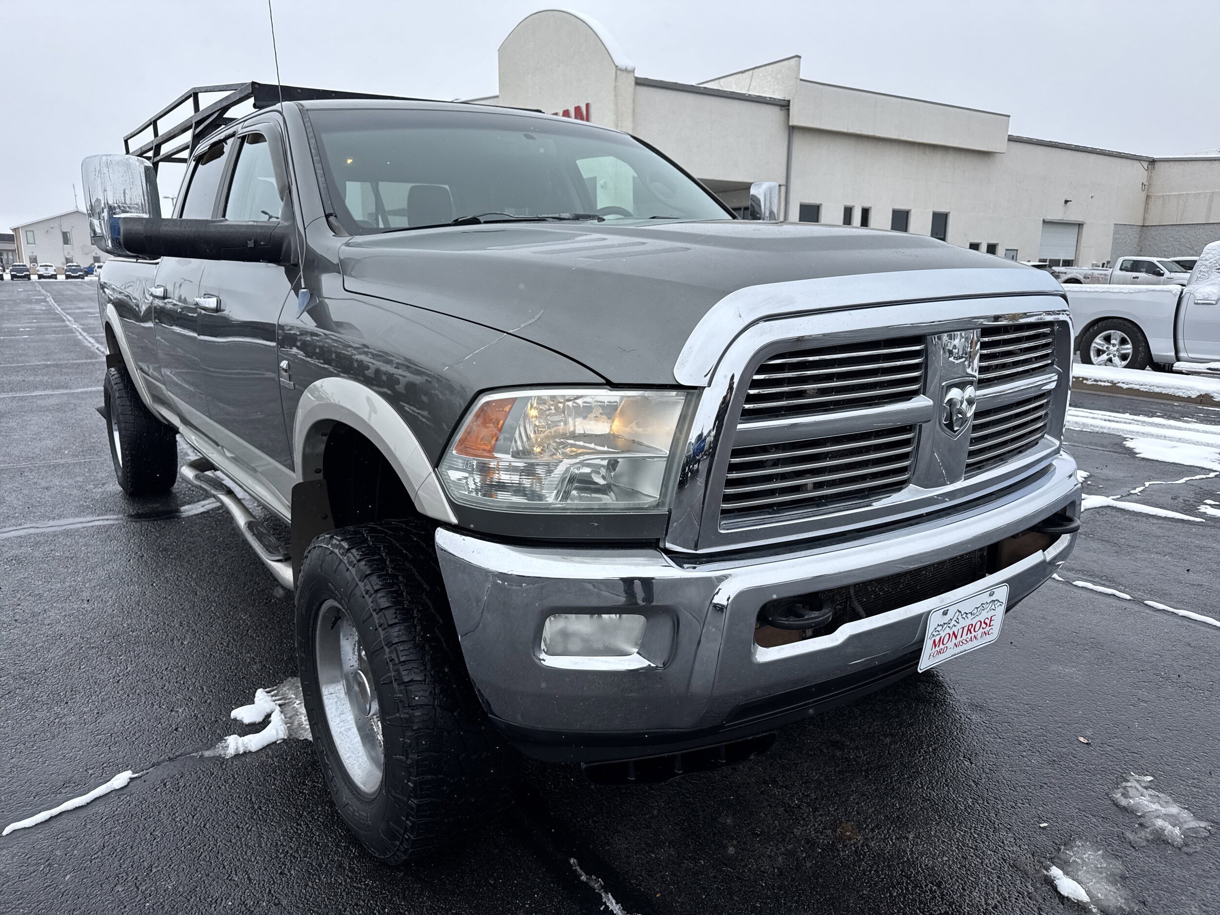 2011 Ram 2500 Laramie photo 3