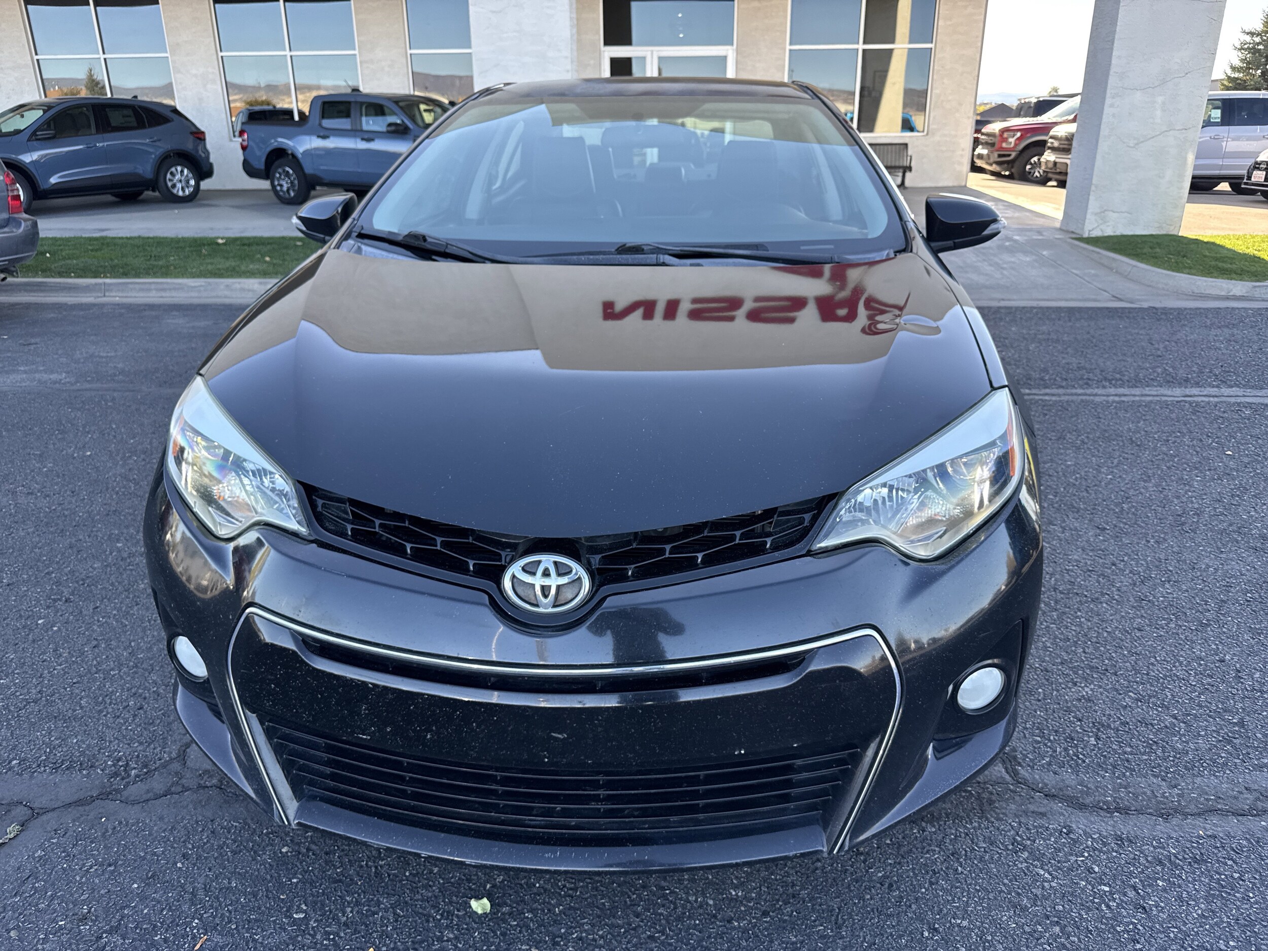 2016 Toyota Corolla L photo 2