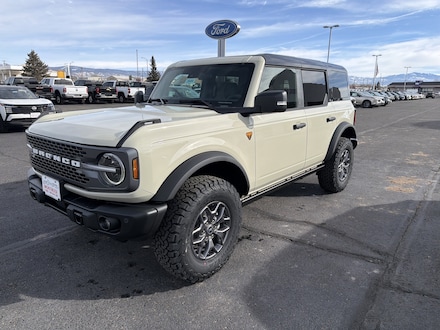 2025 Ford Bronco Badlands SUV