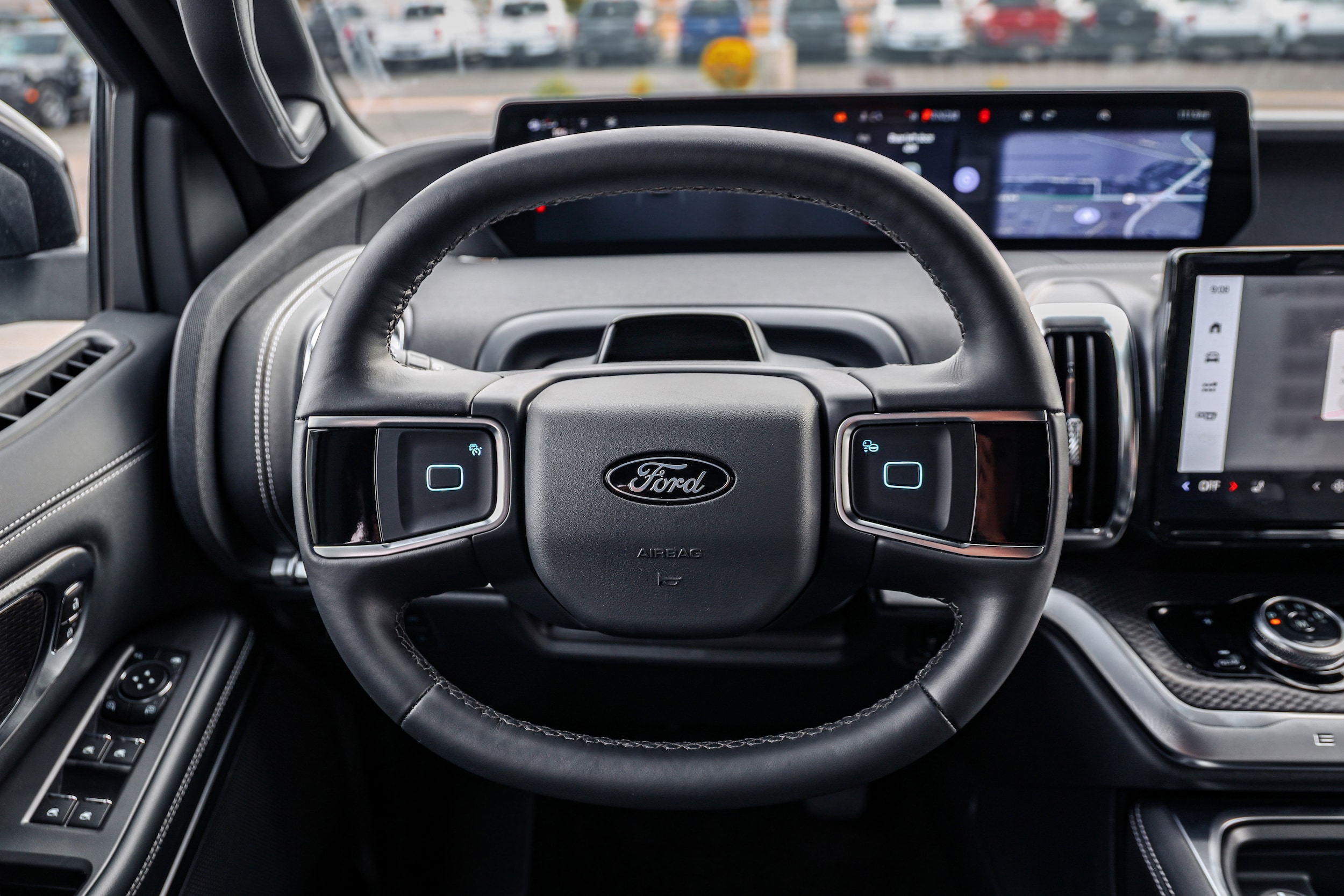 2026 Ford Expedition MAX Platinum - Photo 17