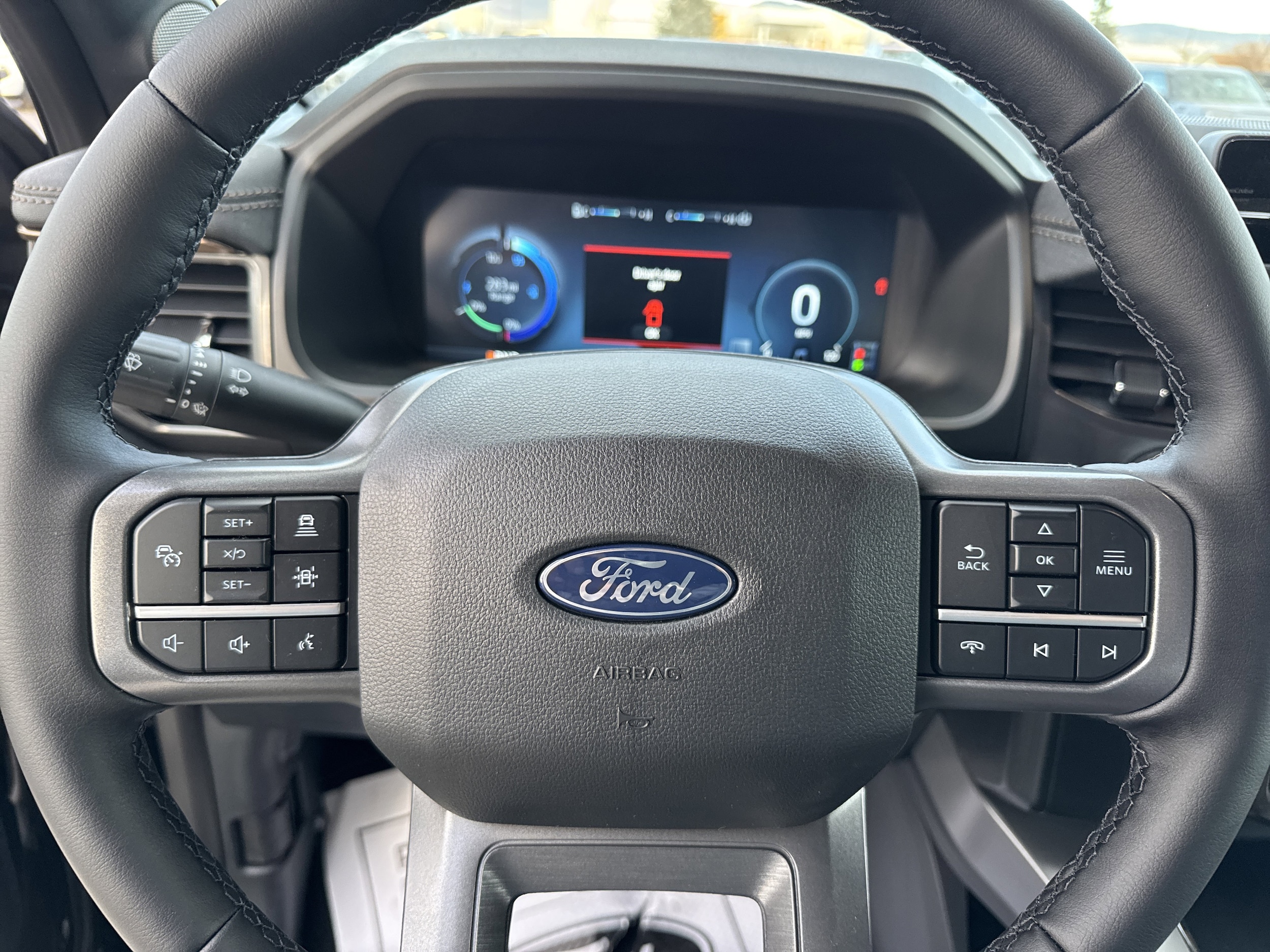 2025 Ford F-150 Lightning Lariat - Photo 14