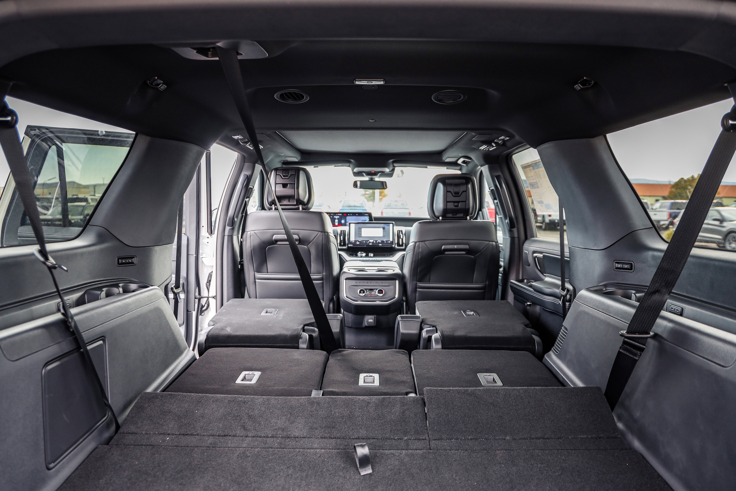 2026 Ford Expedition MAX Platinum - Photo 9