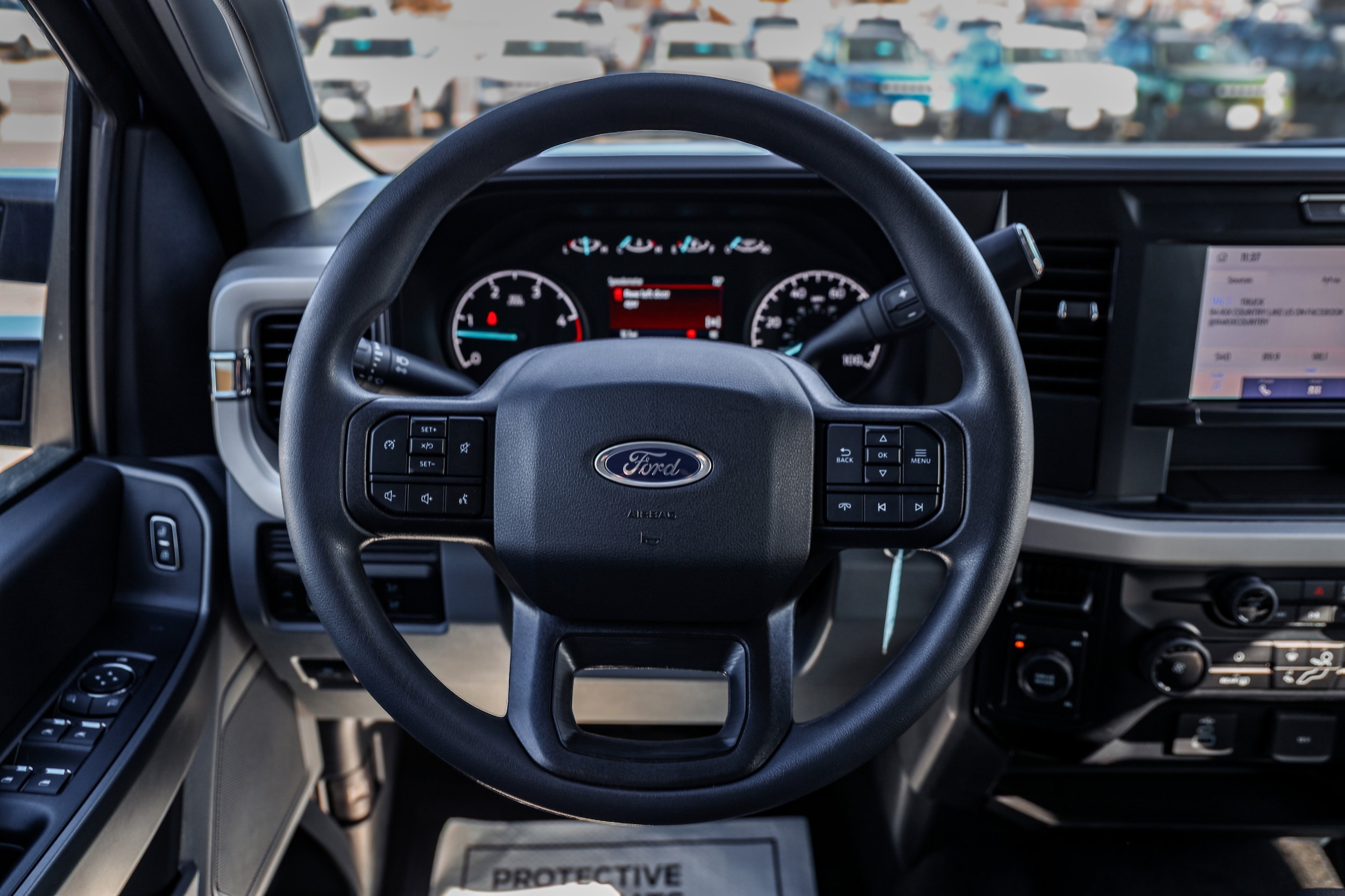 2026 Ford F-350 Super Duty XL - Photo 14