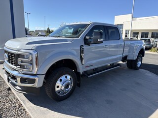 2026 Ford F-450 Lariat Truck