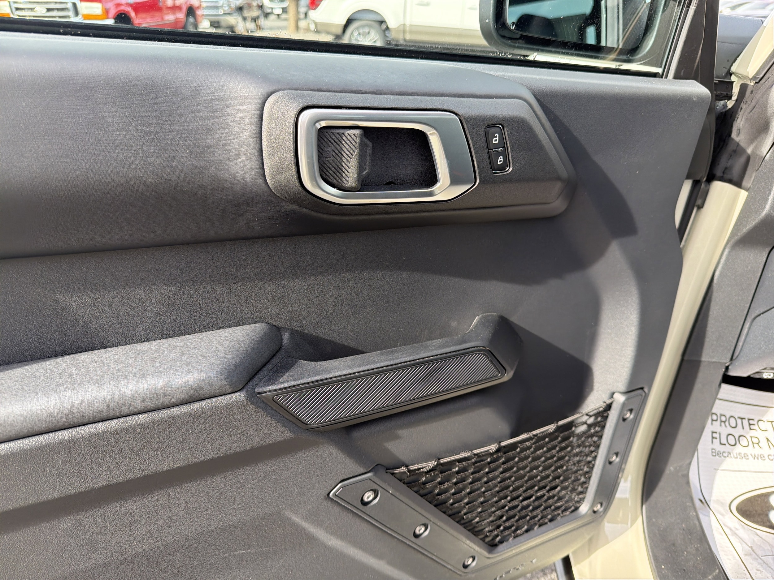 2025 Ford Bronco 4-Door Badlands - Photo 13