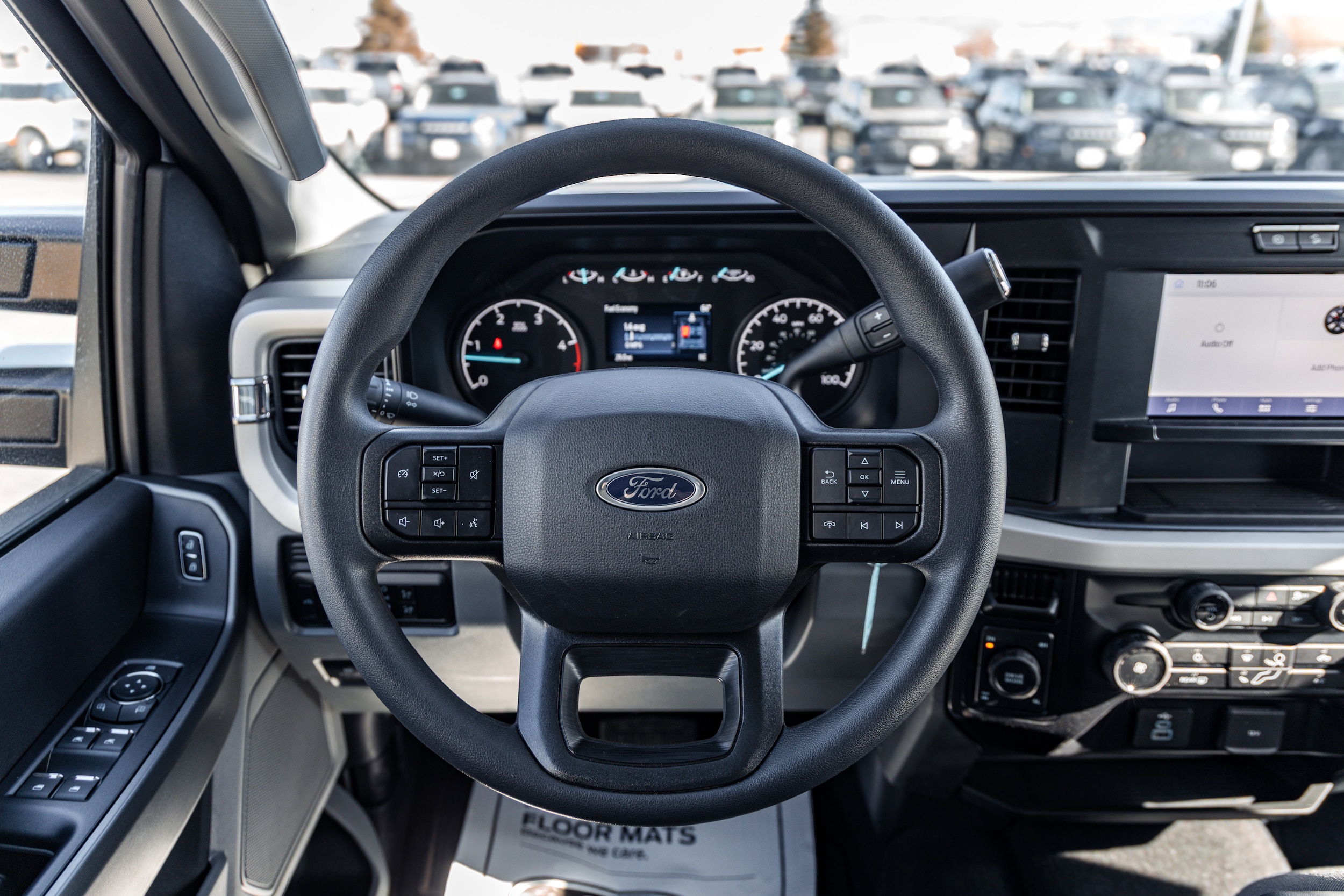 2026 Ford F-350 Super Duty XL - Photo 13