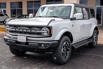 2025 Ford Bronco Outer Banks SUV