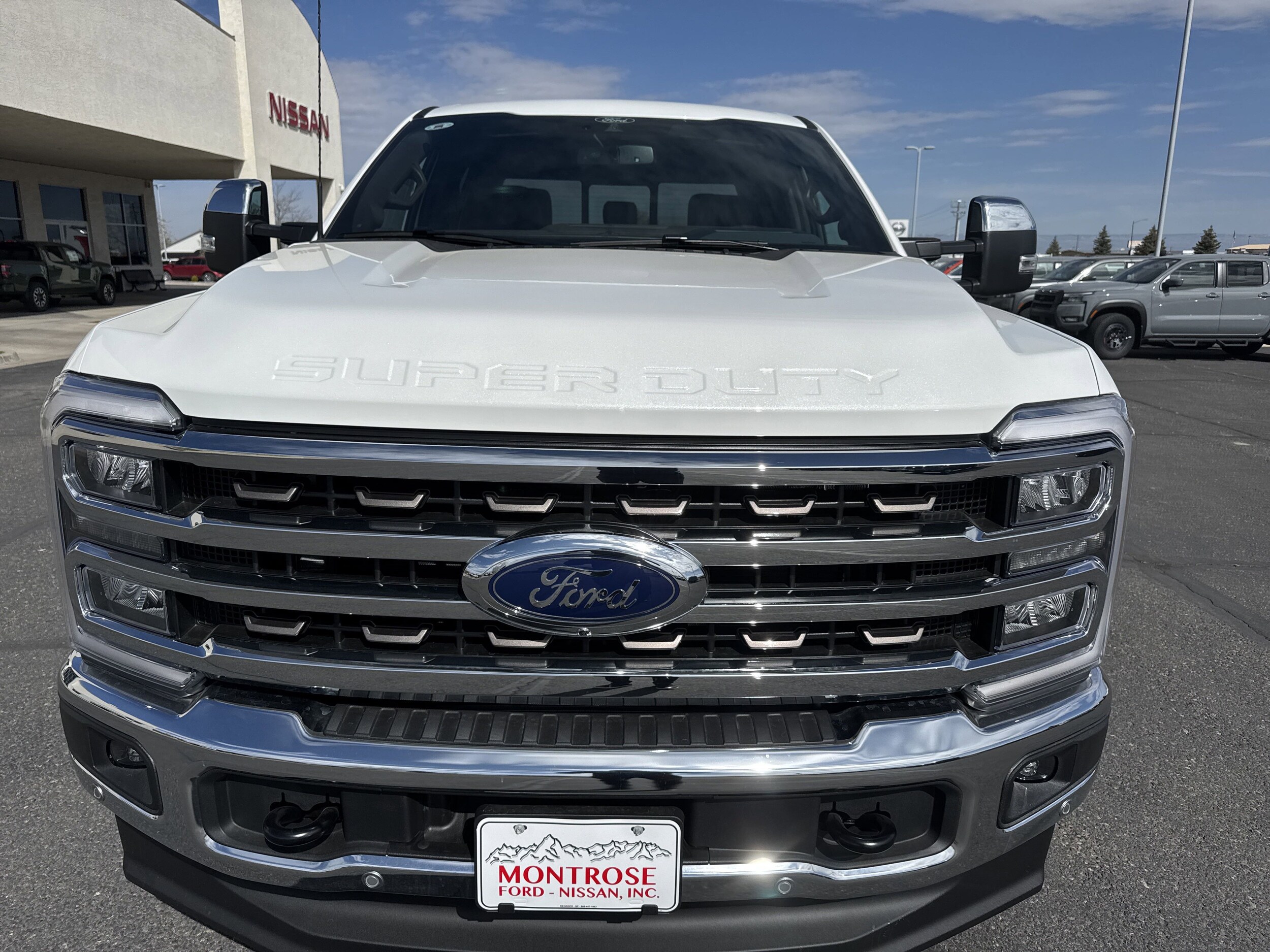 2025 Ford F-350 photo 2