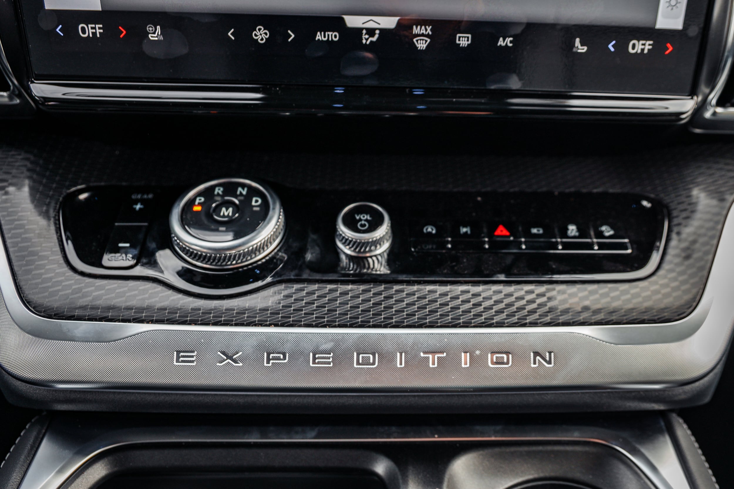 2026 Ford Expedition MAX Platinum - Photo 19