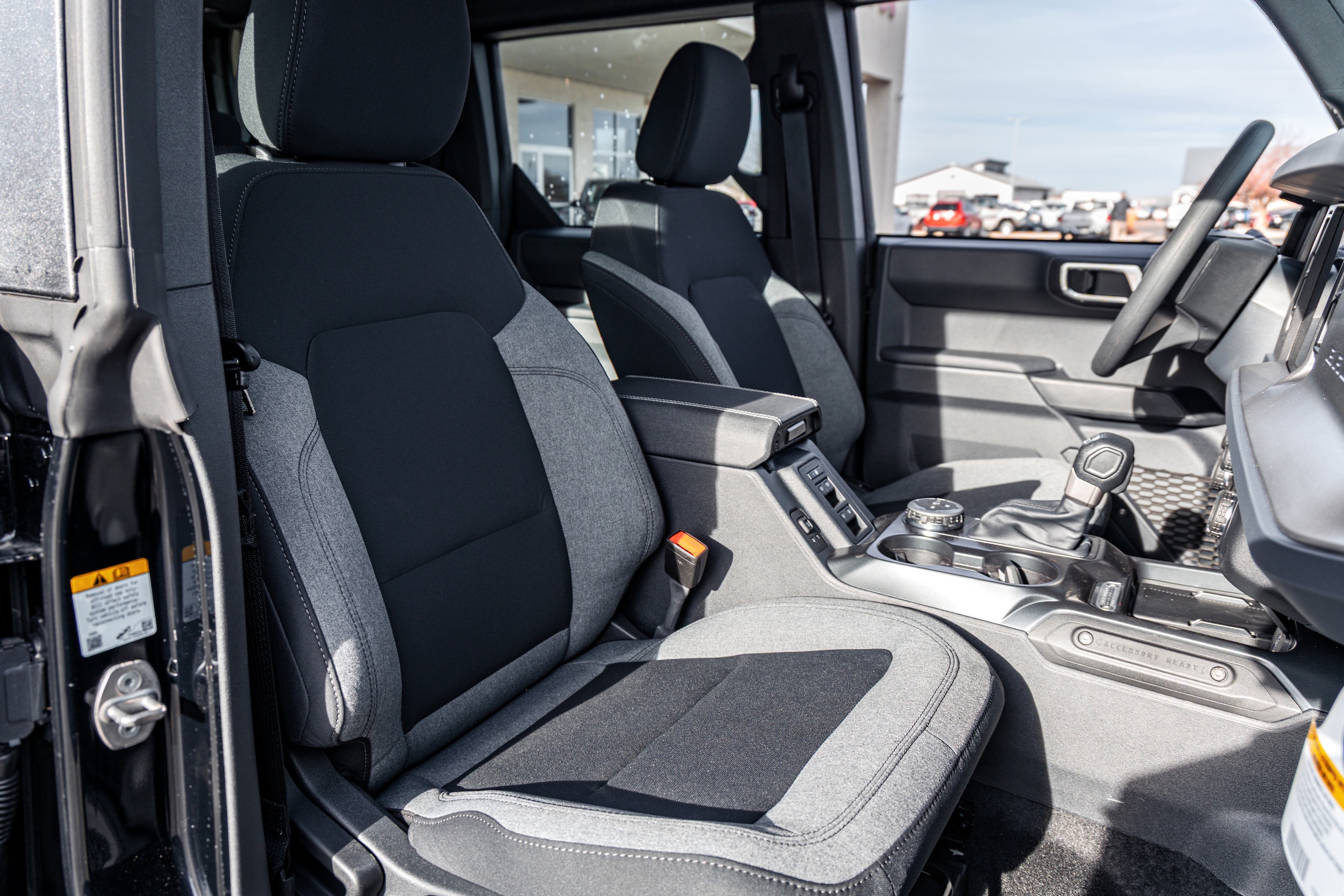 2025 Ford Bronco 4-Door Base - Photo 7