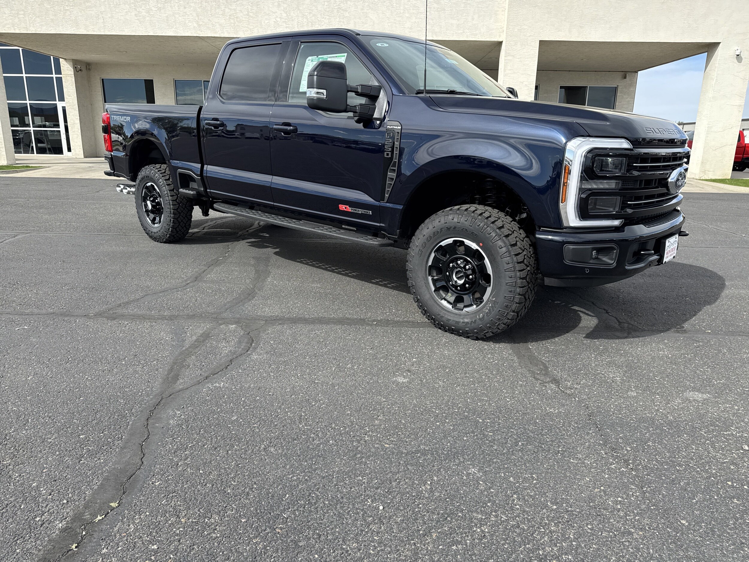 2025 Ford F-250 photo 4