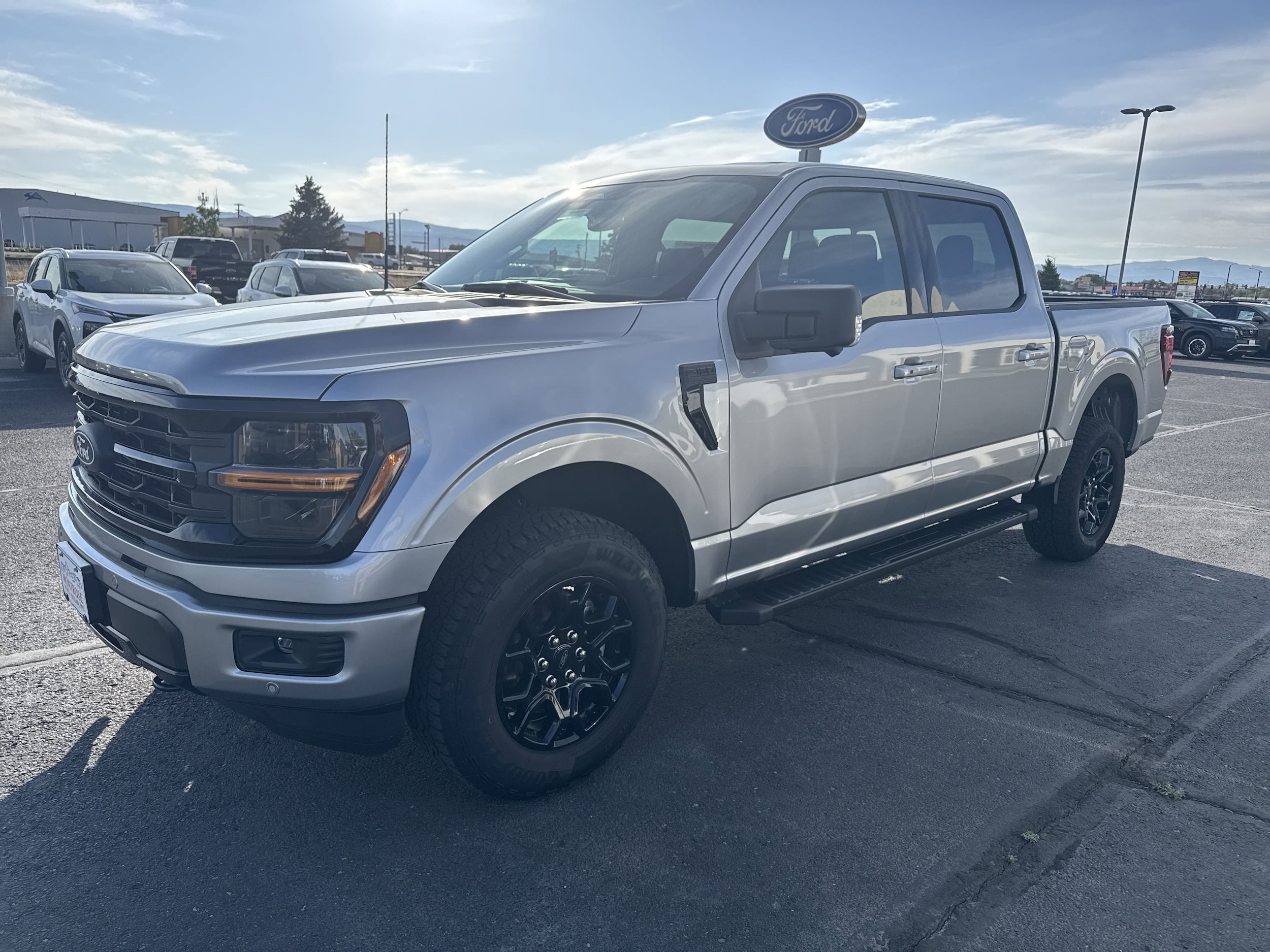 2025 Ford F-150 XLT - Photo 3