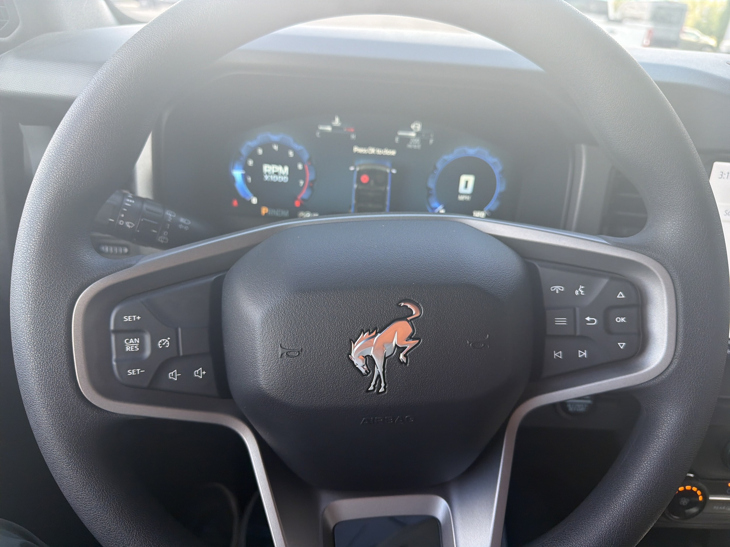 2025 Ford Bronco 4-Door Base - Photo 25