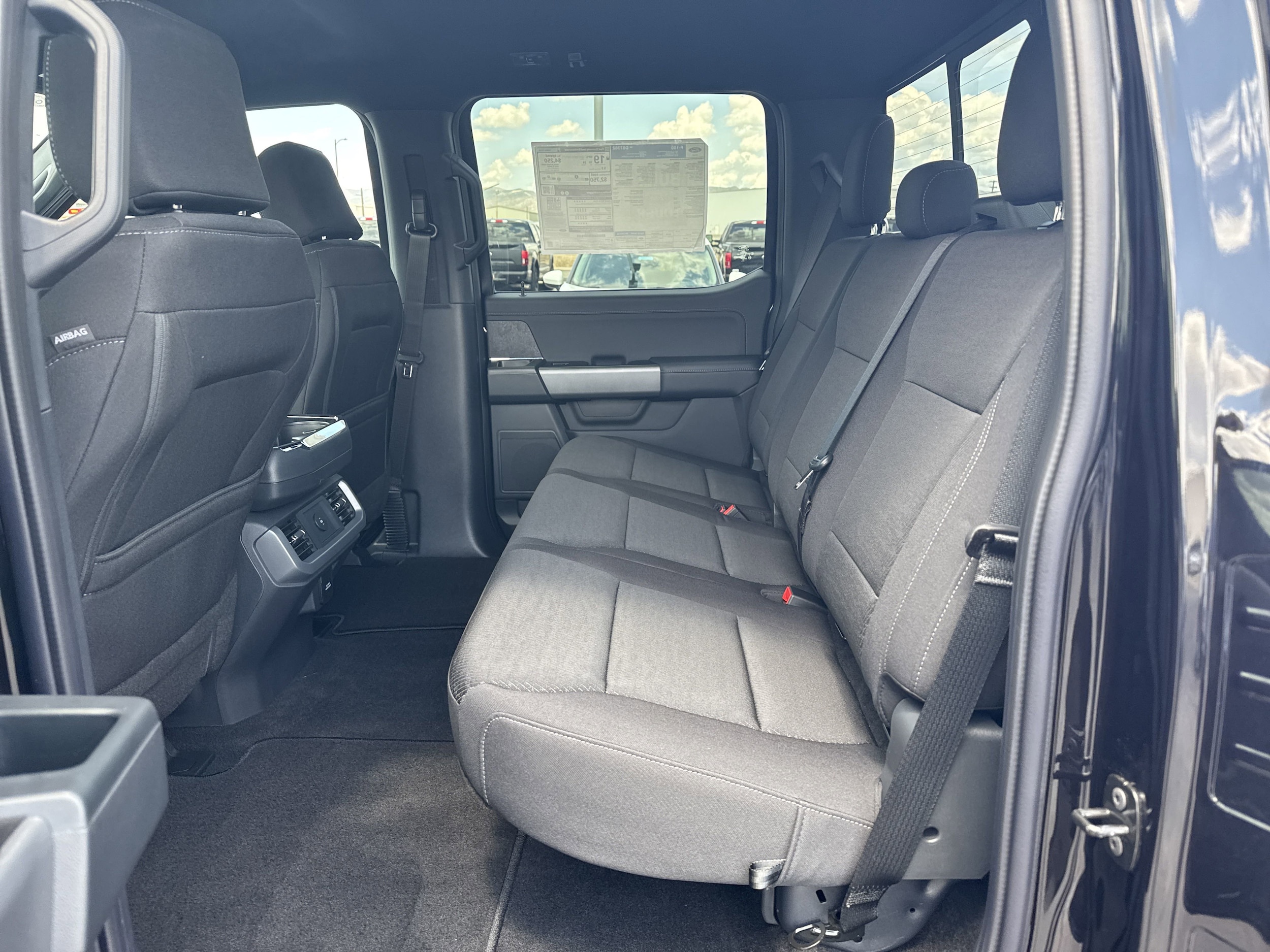 2025 Ford F-150 XLT - Photo 11