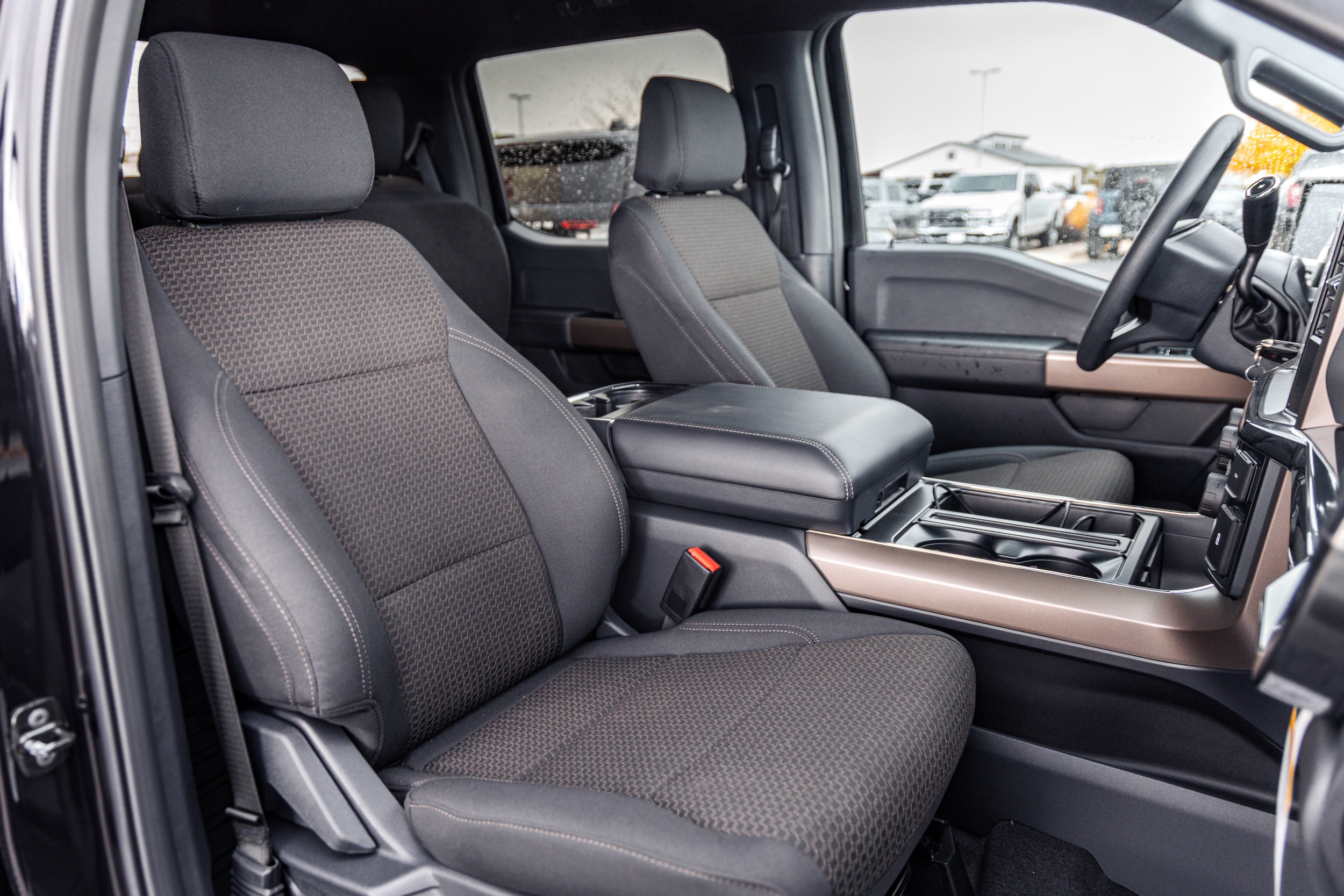 2025 Ford F-150 STX - Photo 11