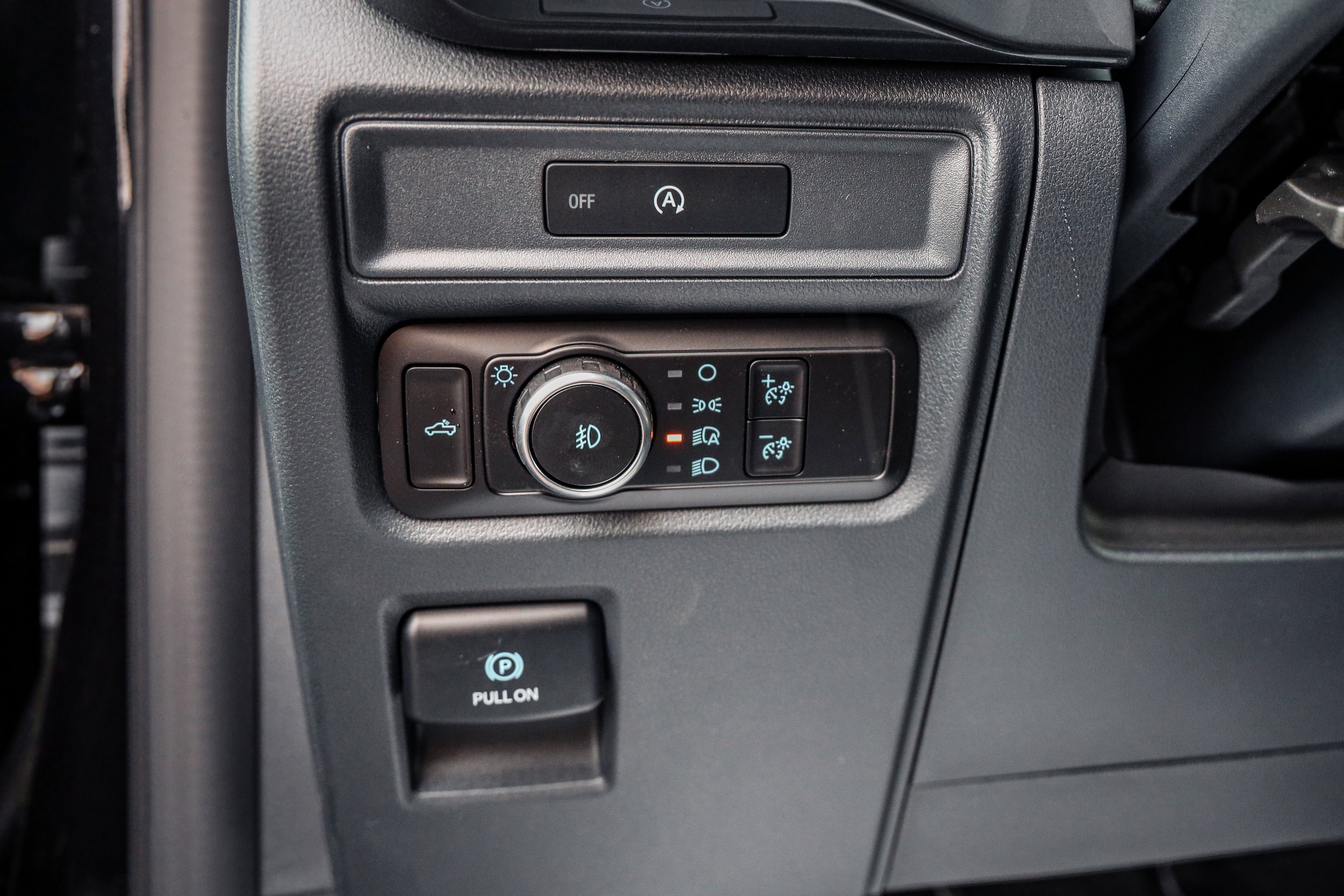 2025 Ford F-150 STX - Photo 10