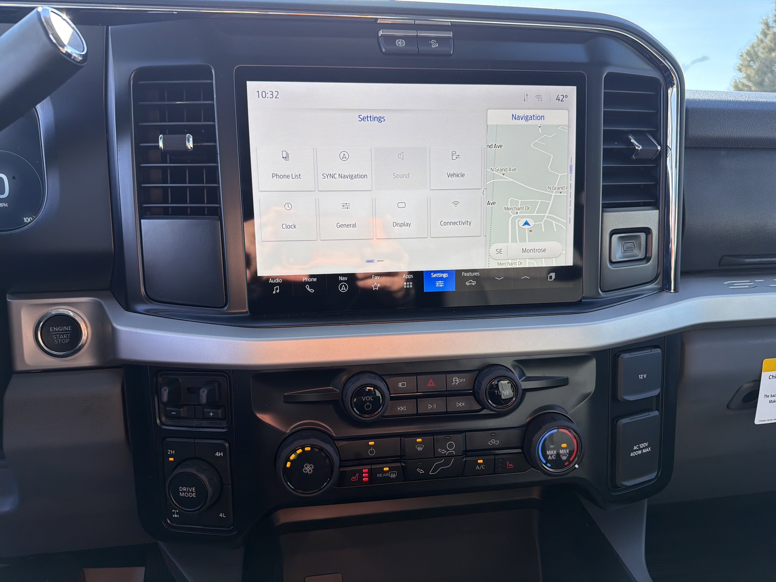 2026 Ford F-350 Super Duty XLT - Photo 13