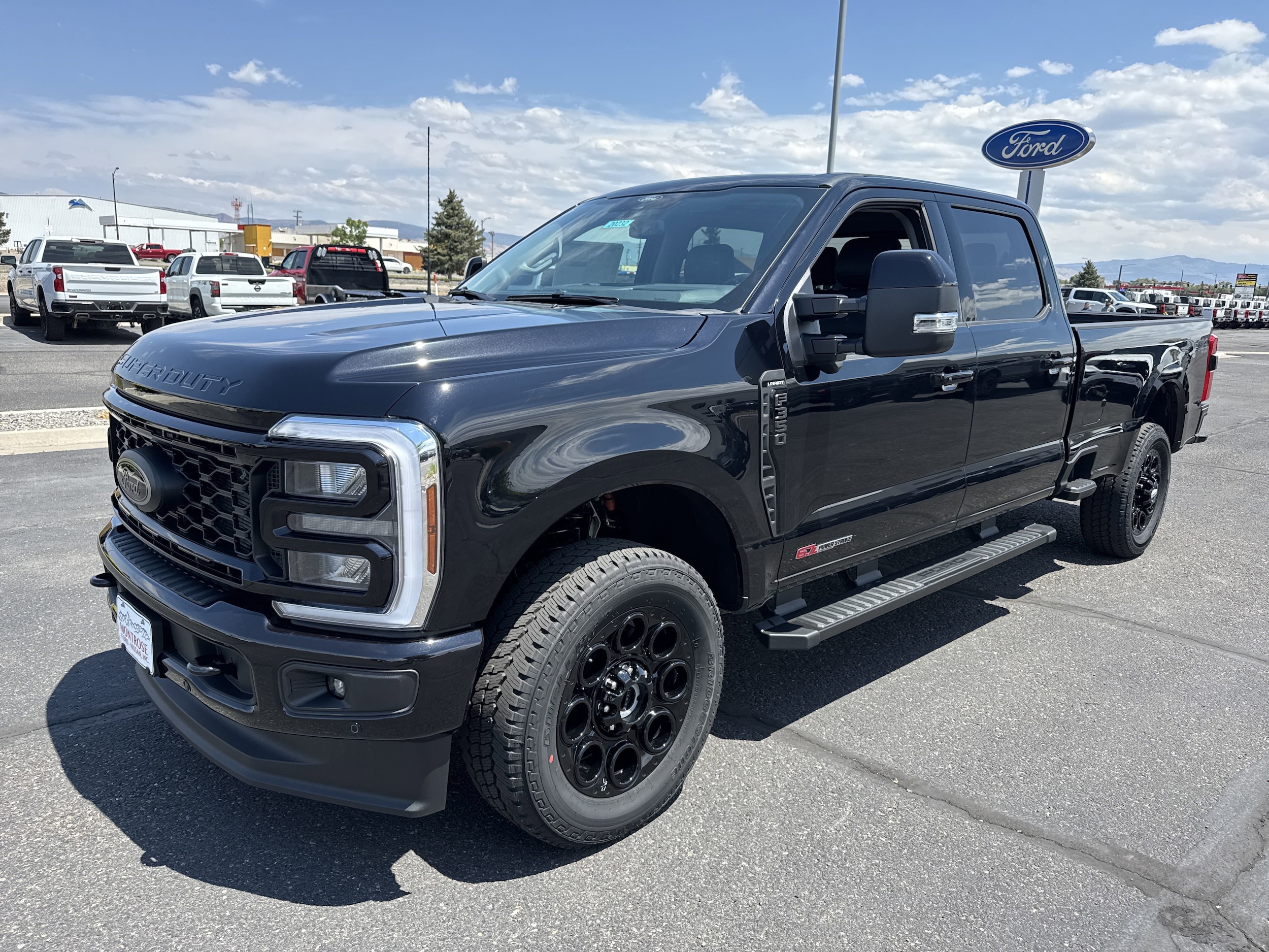 2025 Ford F-350SD Lariat