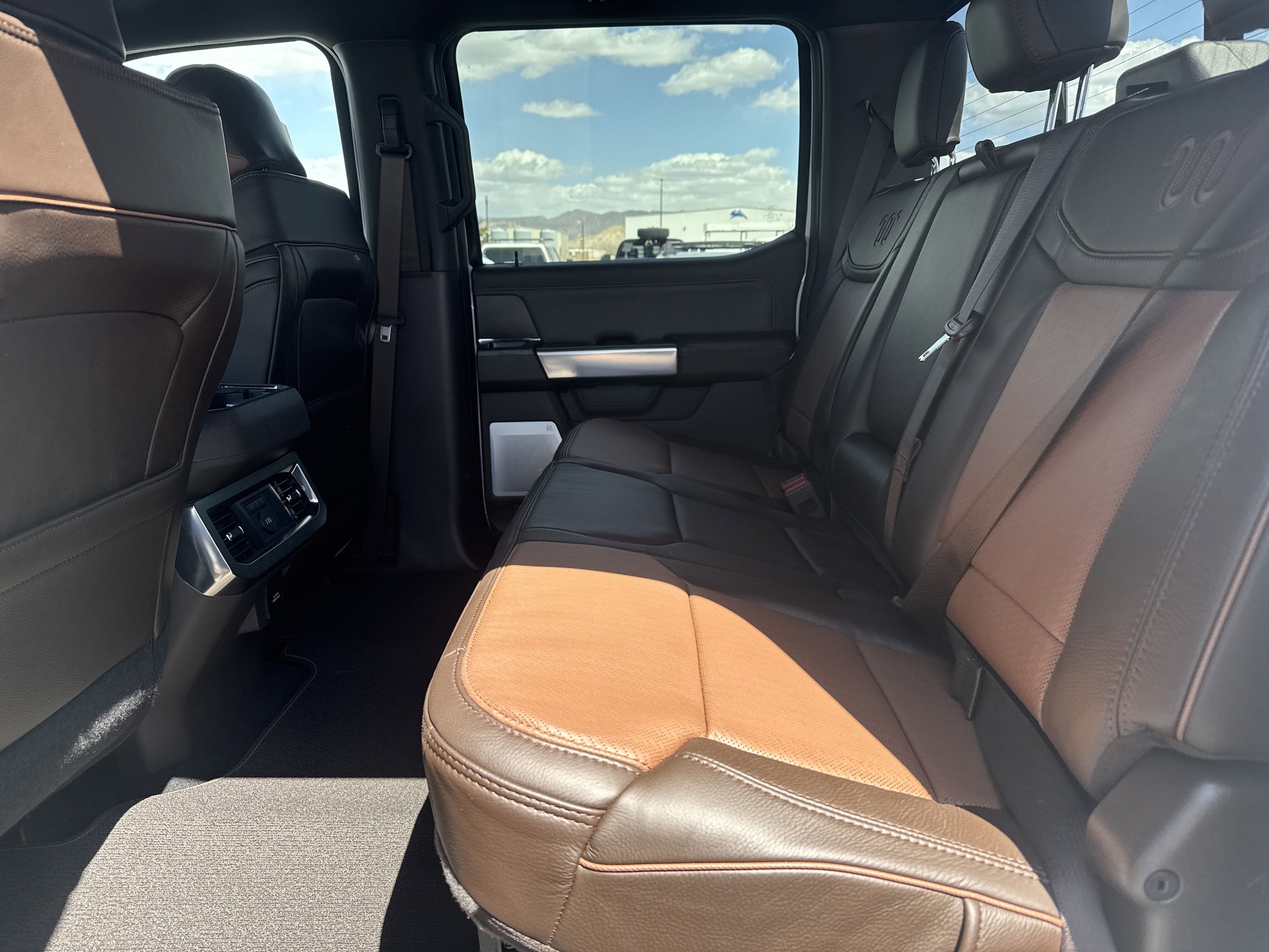 2025 Ford F-350 Super Duty King Ranch - Photo 10