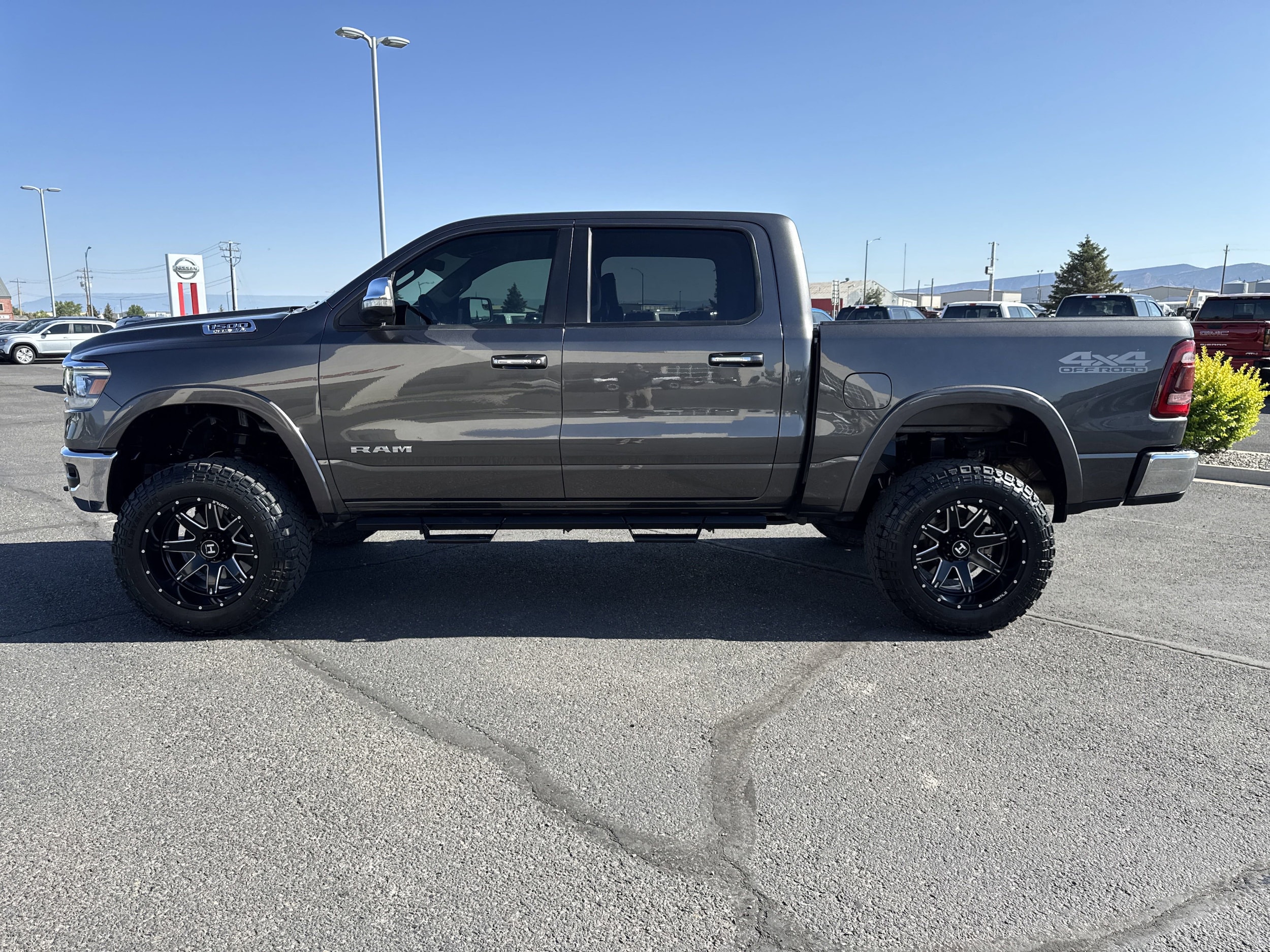 Used 2019 RAM Ram 1500 Pickup Laramie with VIN 1C6SRFJT5KN729019 for sale in Montrose, CO
