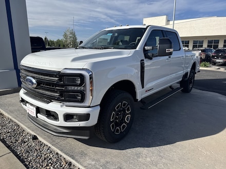 2025 Ford F-350SD Platinum Truck