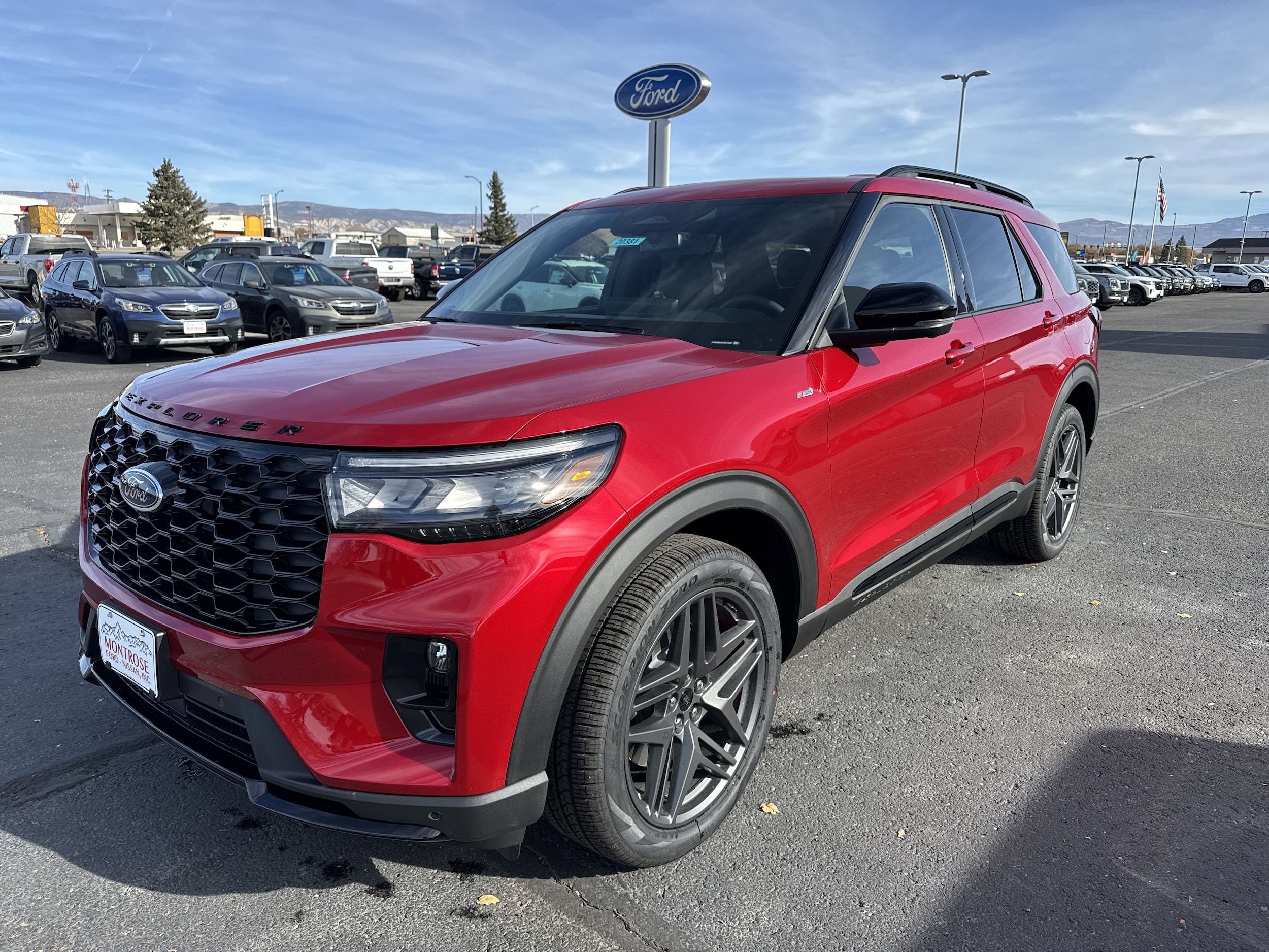 2026 Ford Explorer ST-LINE's photo