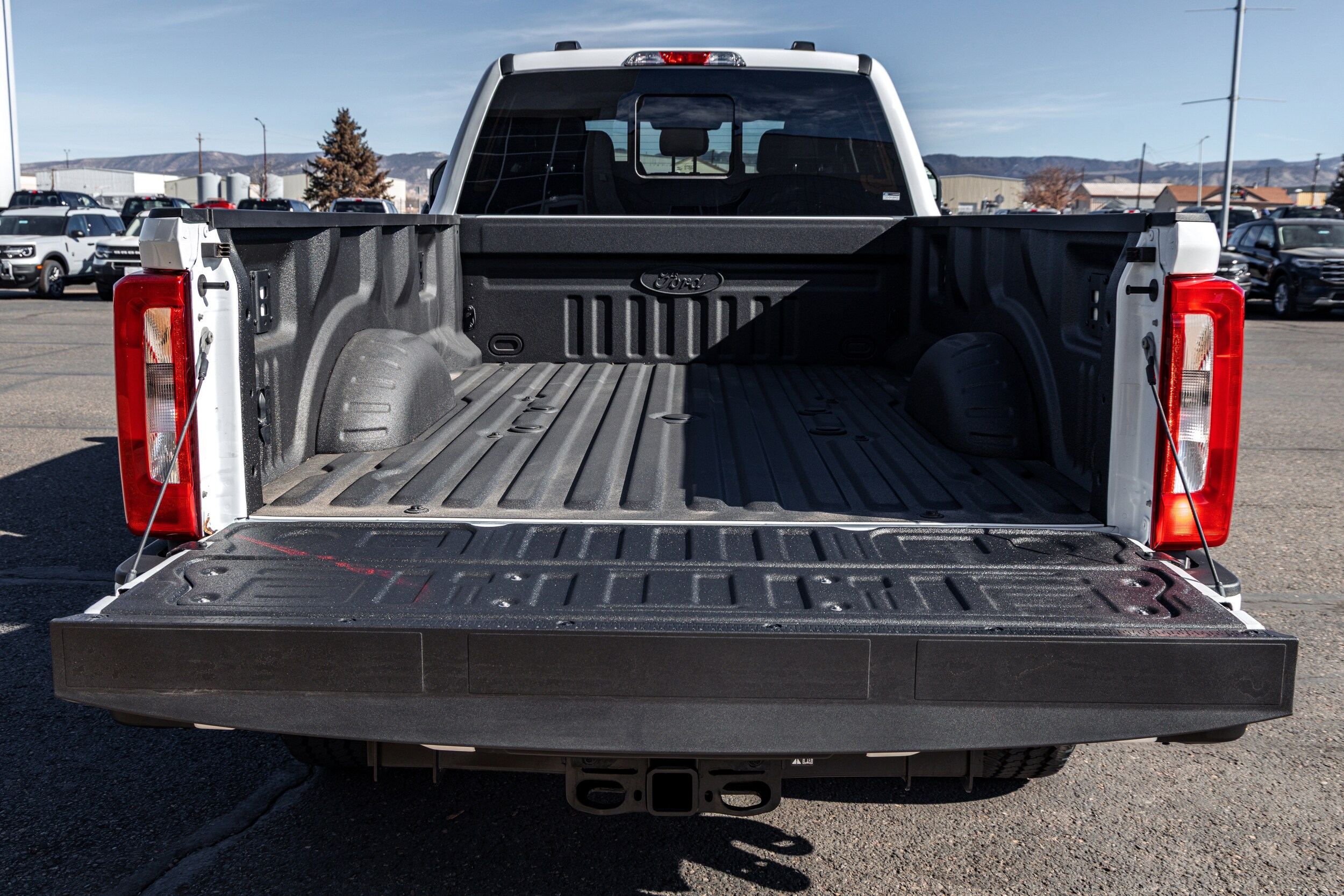 2026 Ford F-350 Super Duty XL - Photo 7