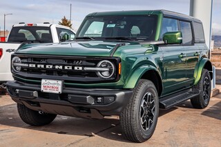 2025 Ford Bronco Outer Banks SUV