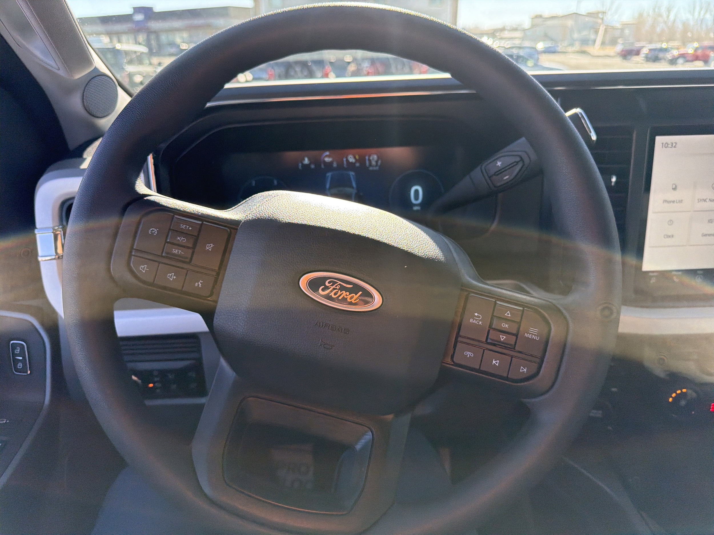 2026 Ford F-350 Super Duty XLT - Photo 14