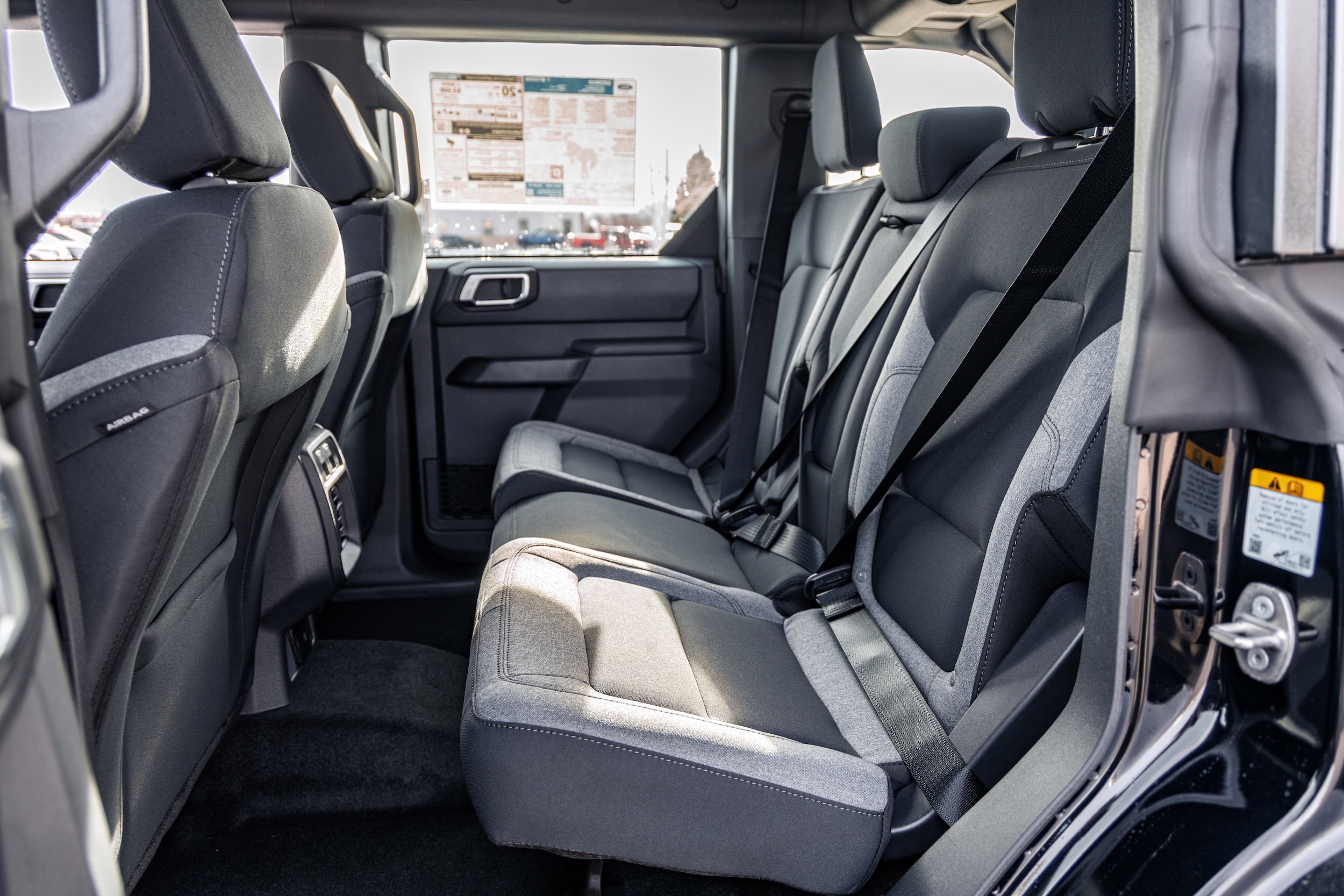 2025 Ford Bronco 4-Door Base - Photo 9