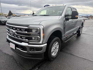 2027 Ford F-250 XLT Truck