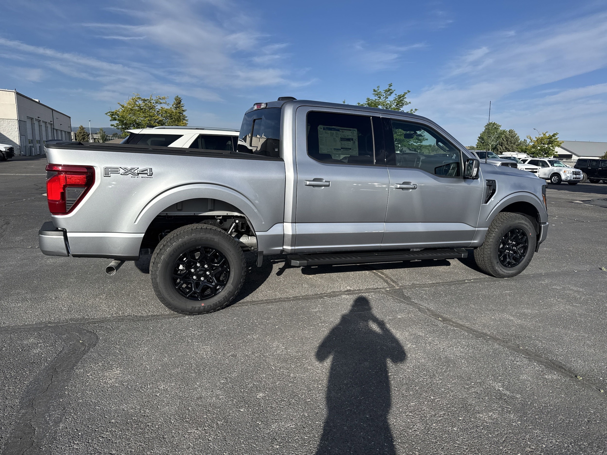 2025 Ford F-150 XLT - Photo 7