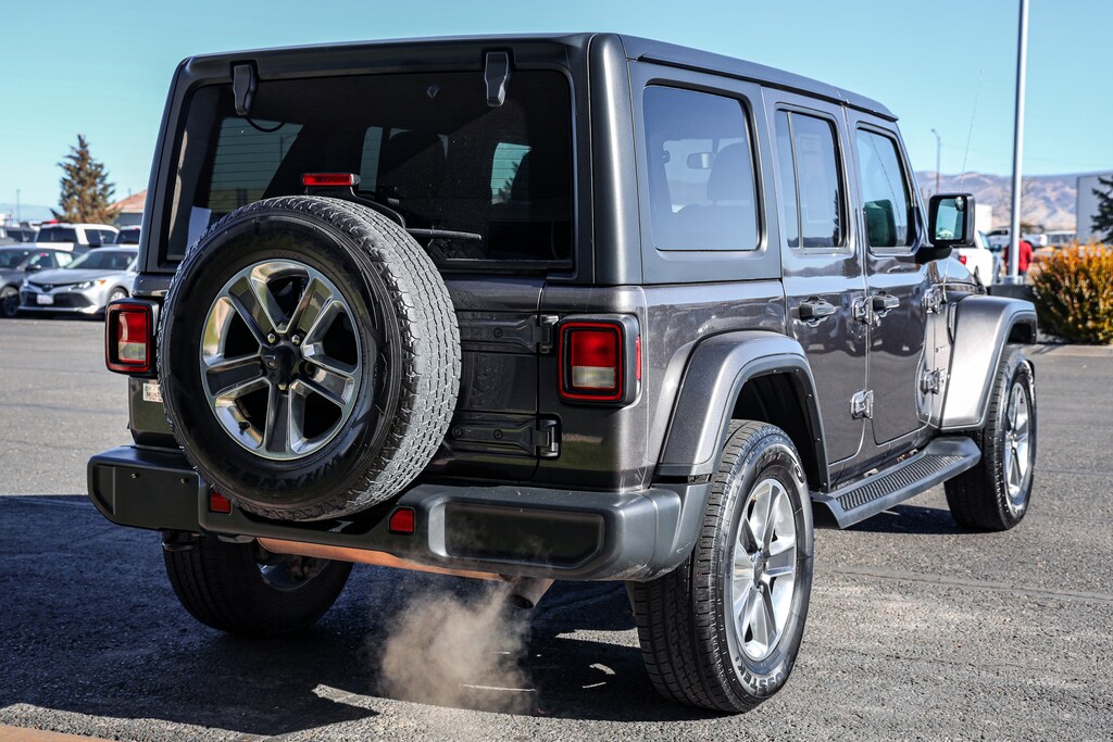 Used 2020 Jeep Wrangler Unlimited Sahara SUV