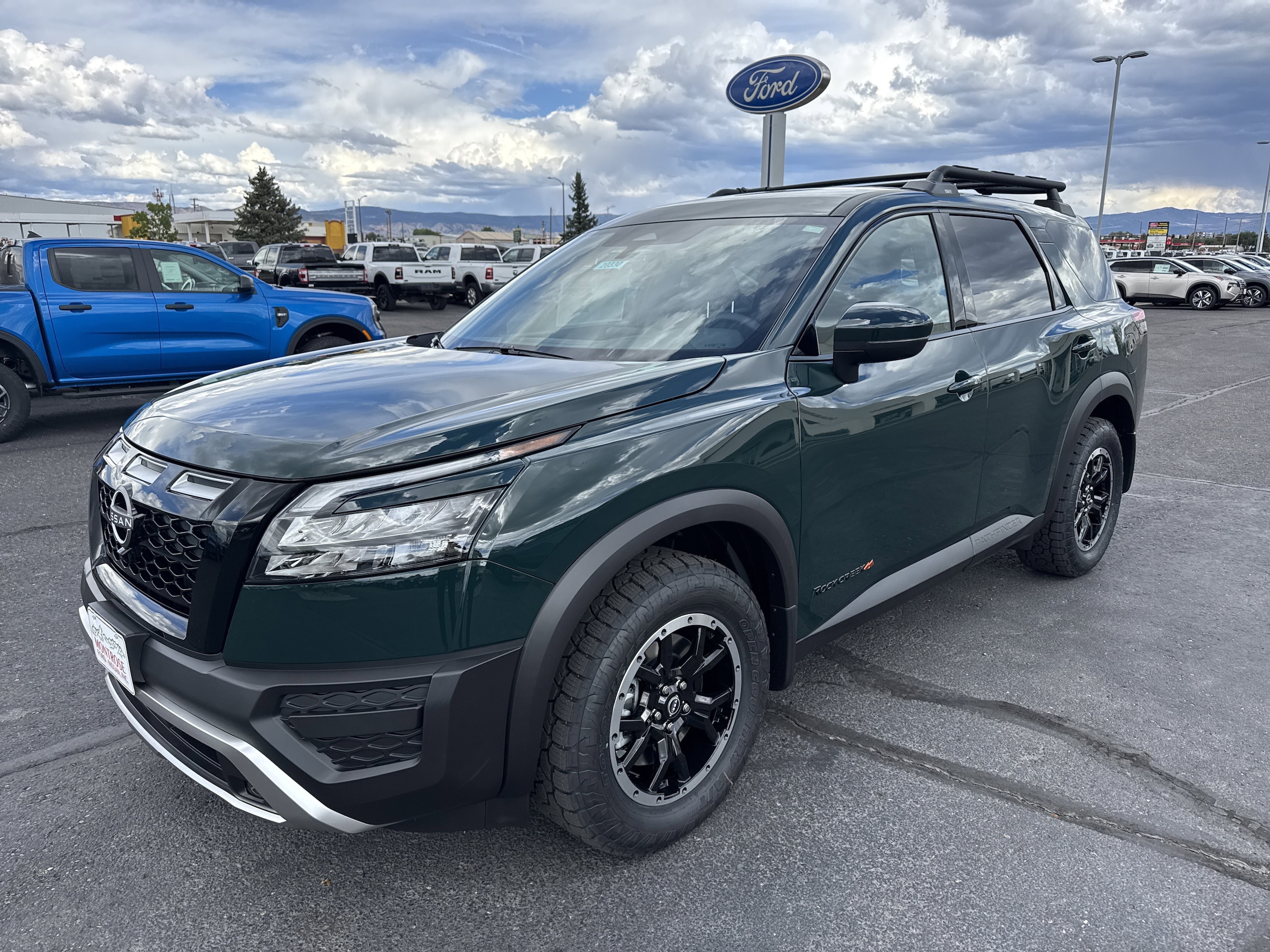 2025 Nissan Pathfinder SUV 