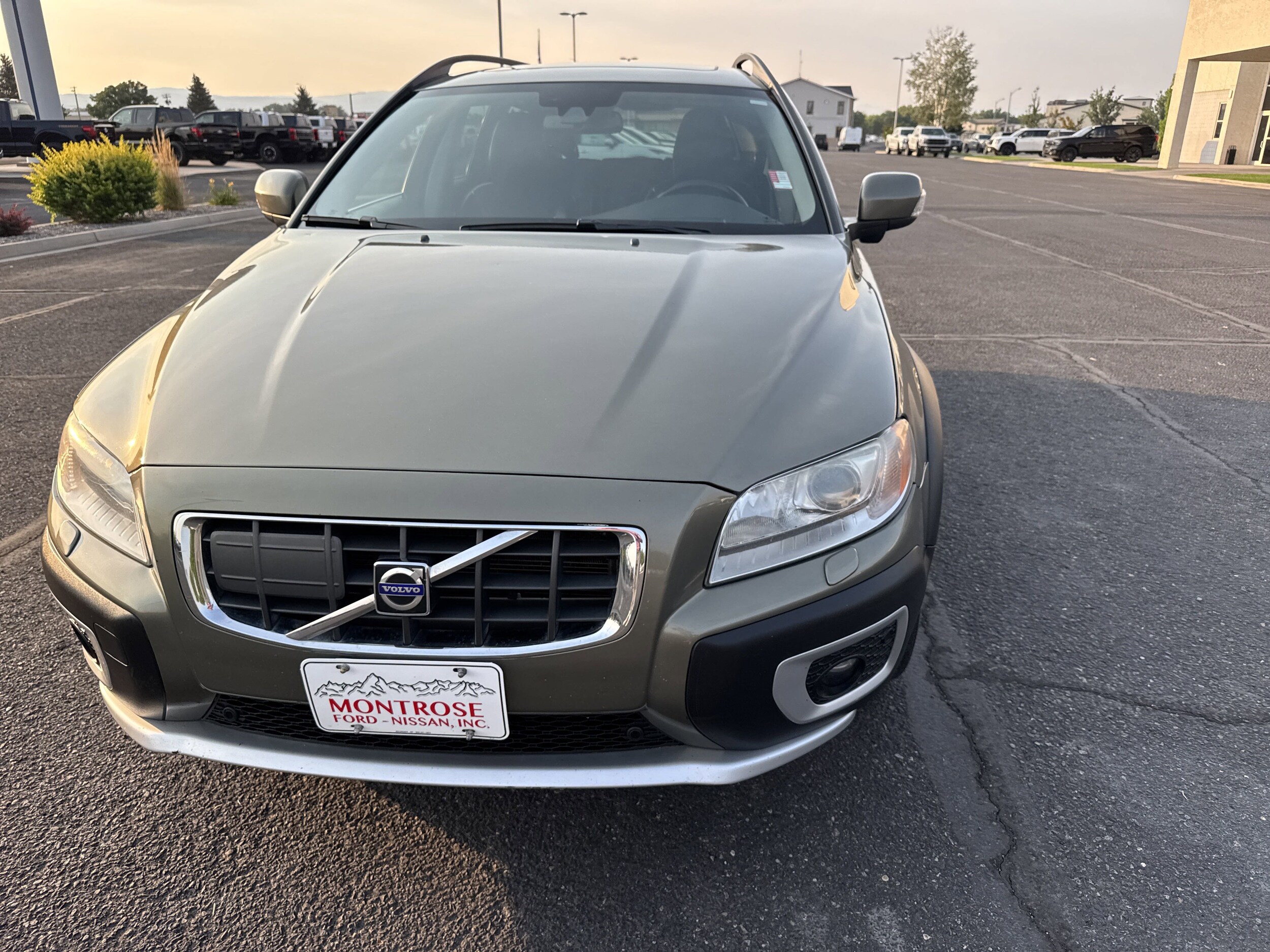 Used 2010 Volvo XC70 3.2 with VIN YV4960BZ6A1085694 for sale in Montrose, CO