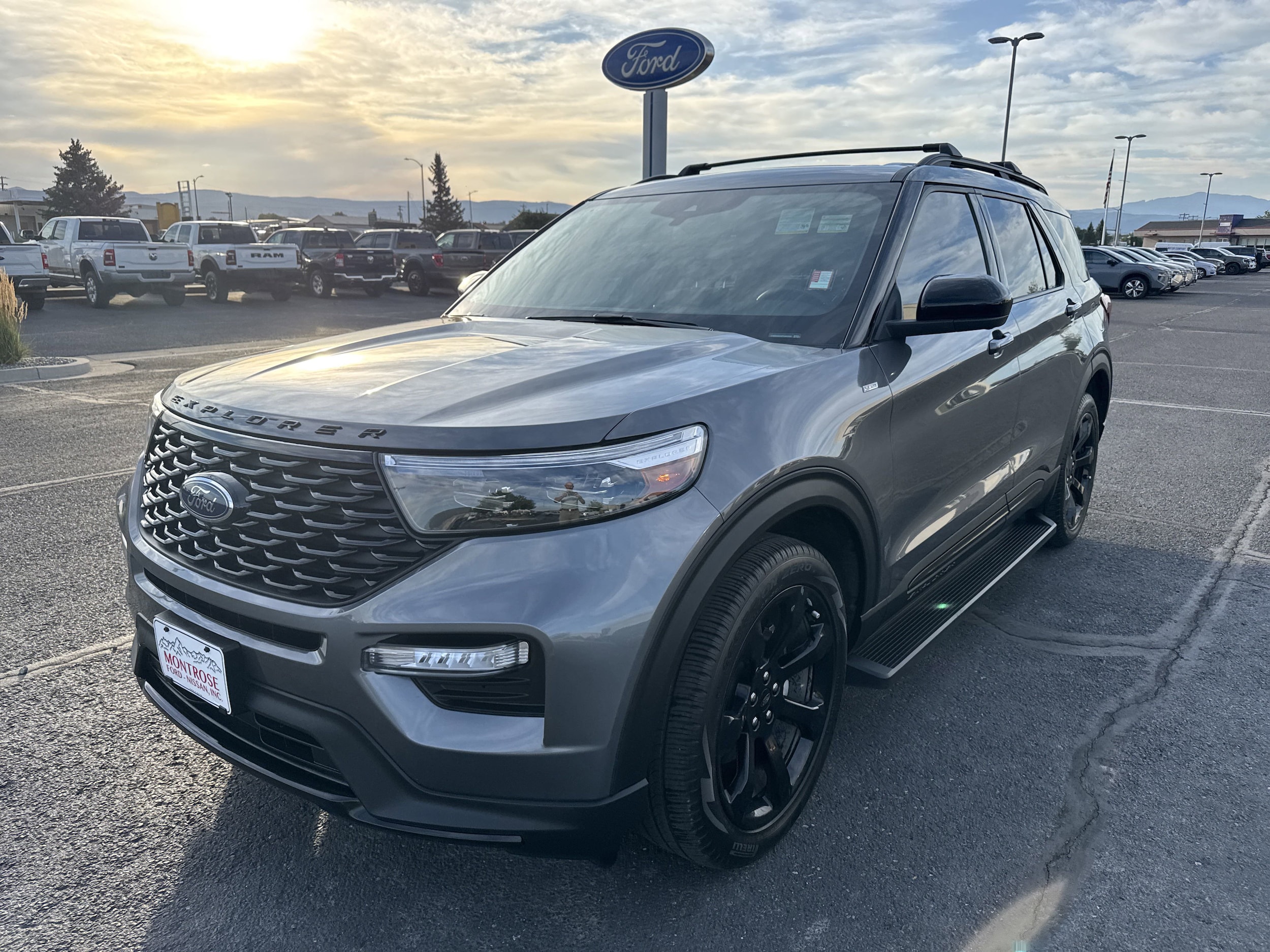 2023 Ford Explorer ST-Line