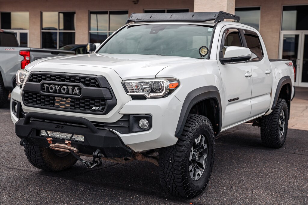 Used 2019 Toyota Tacoma  Truck Double Cab