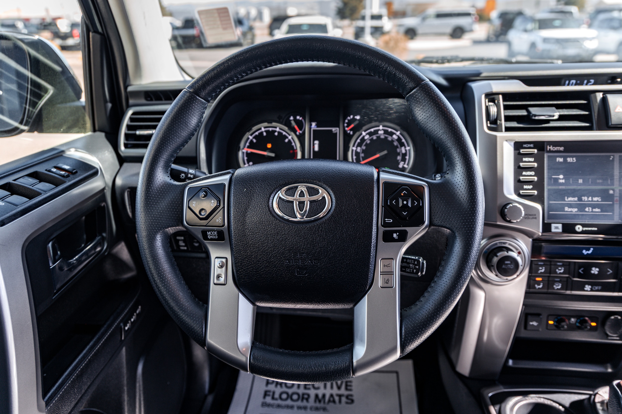 2022 Toyota 4Runner Limited - Photo 13