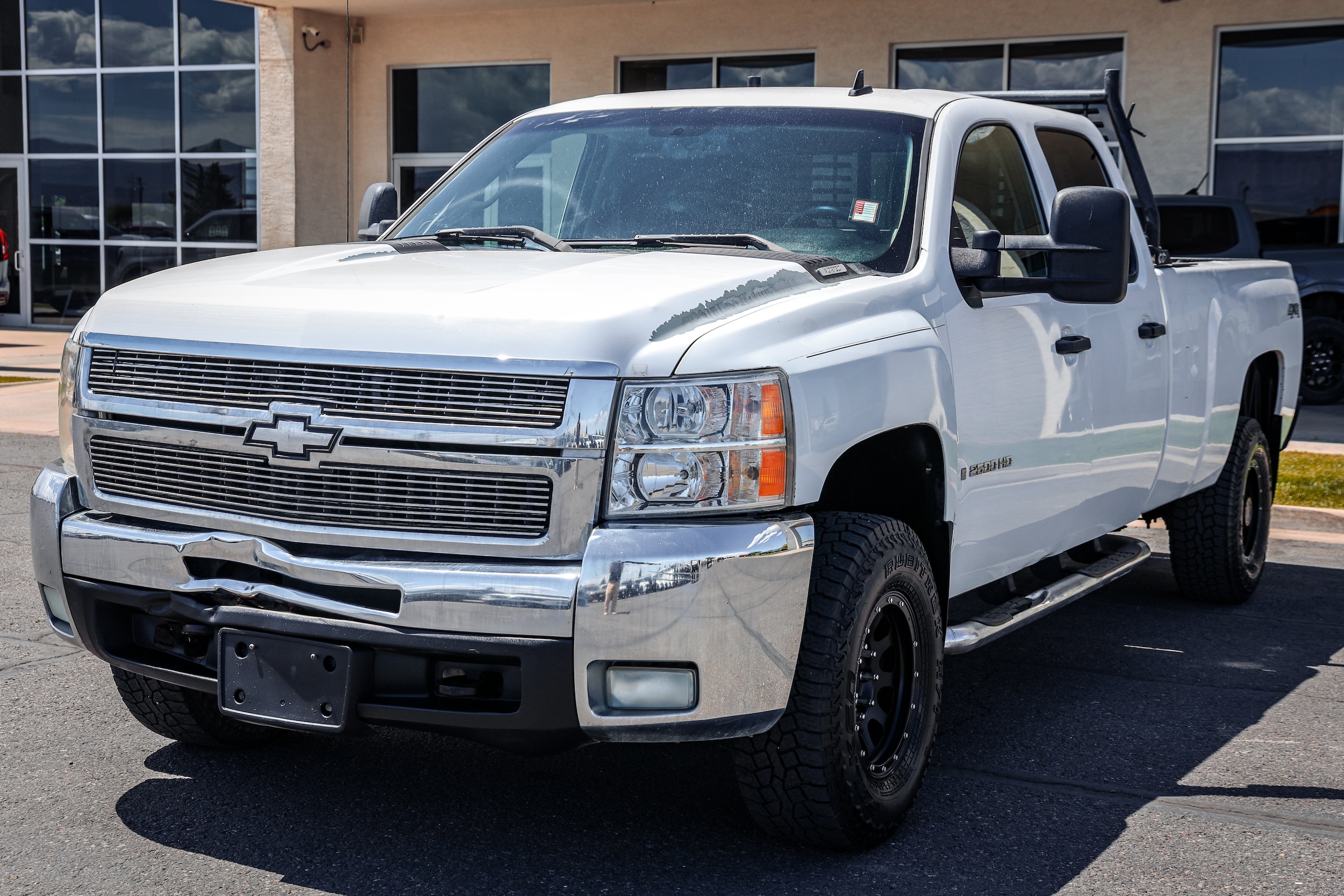 2008 Chevrolet Silverado HD 1LT 4WD Crew Cab SWB's photo