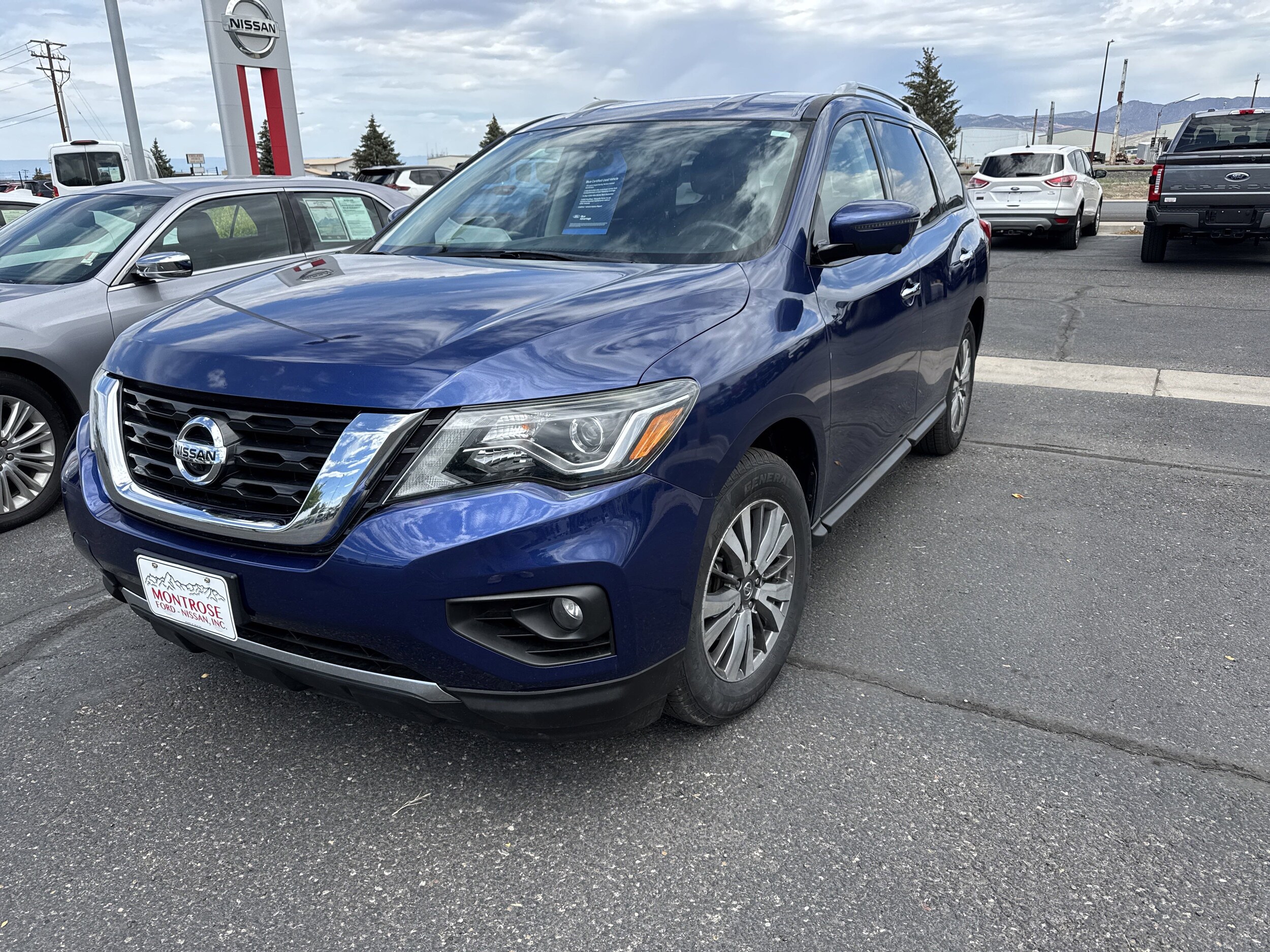 2019 Nissan Pathfinder SUV 