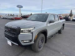2025 Nissan Frontier PRO-4X Truck