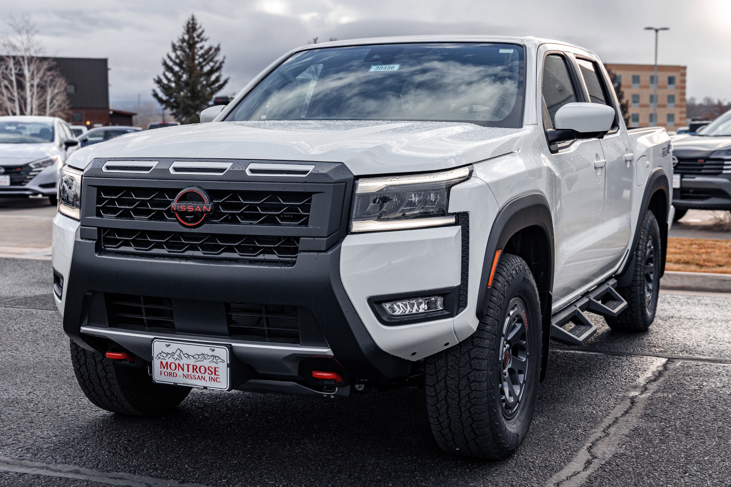 2026 Nissan Frontier PRO-4X's photo