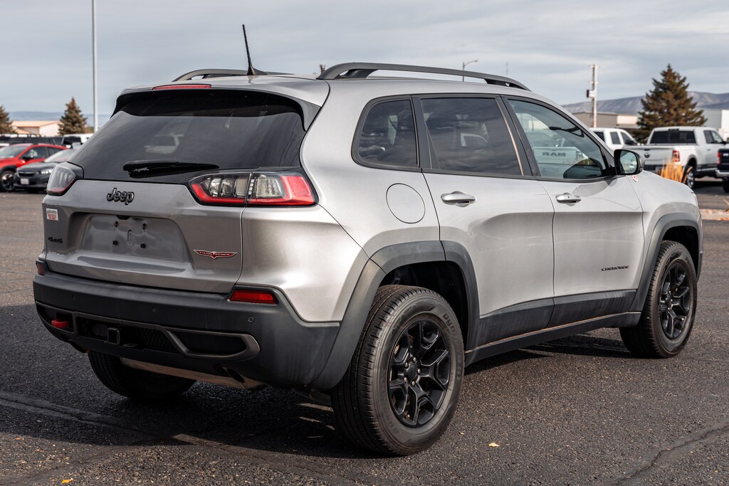 Used 2019 Jeep Cherokee Trailhawk 4x4 SUV