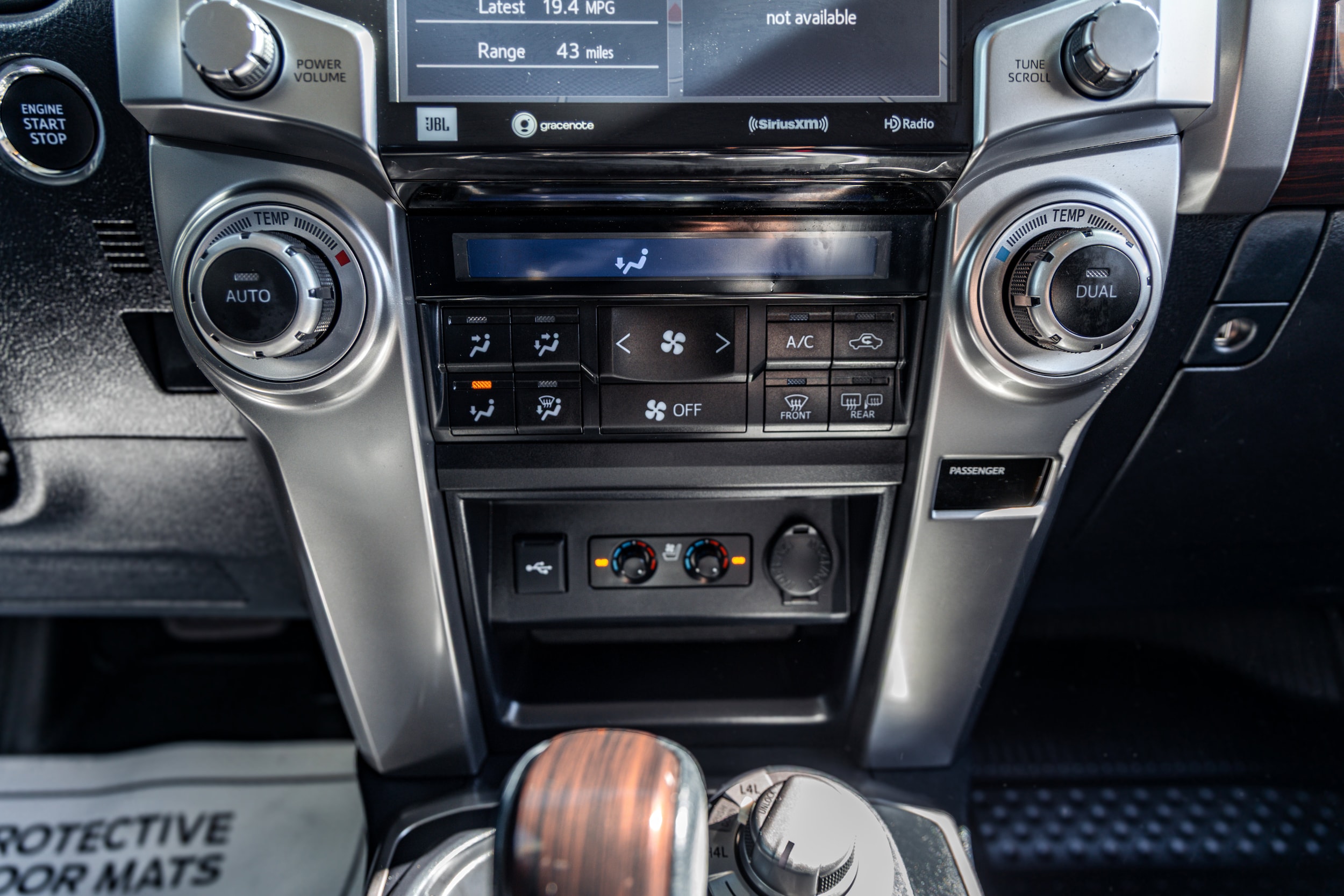 2022 Toyota 4Runner Limited - Photo 15
