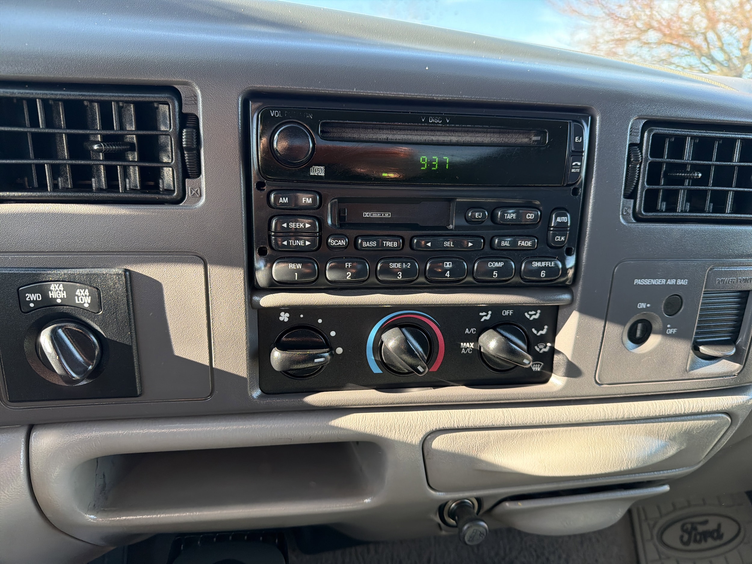 1999 Ford F-250 Super Duty XLT - Photo 13